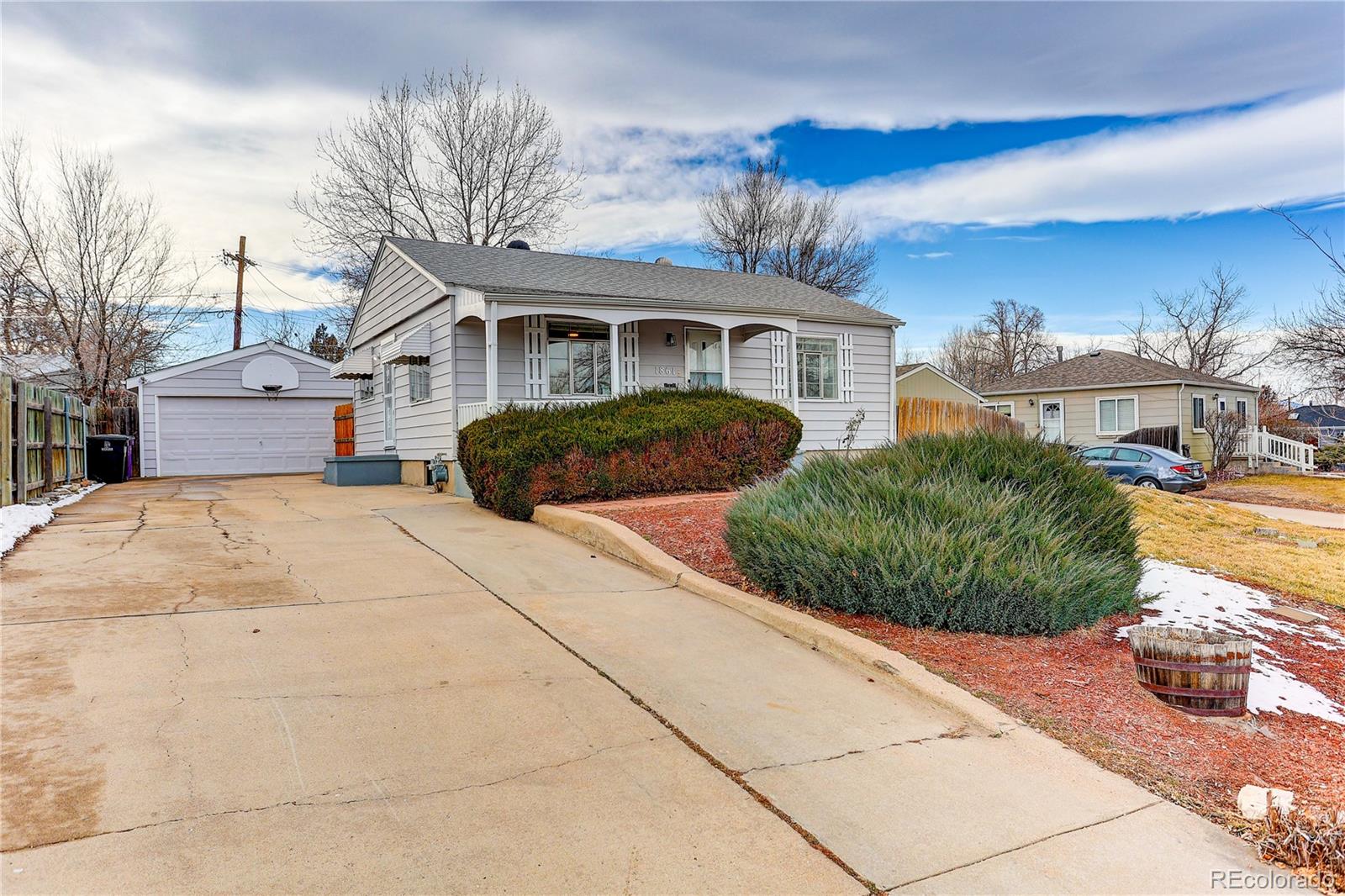 MLS Image #30 for 1861 s knox court,denver, Colorado