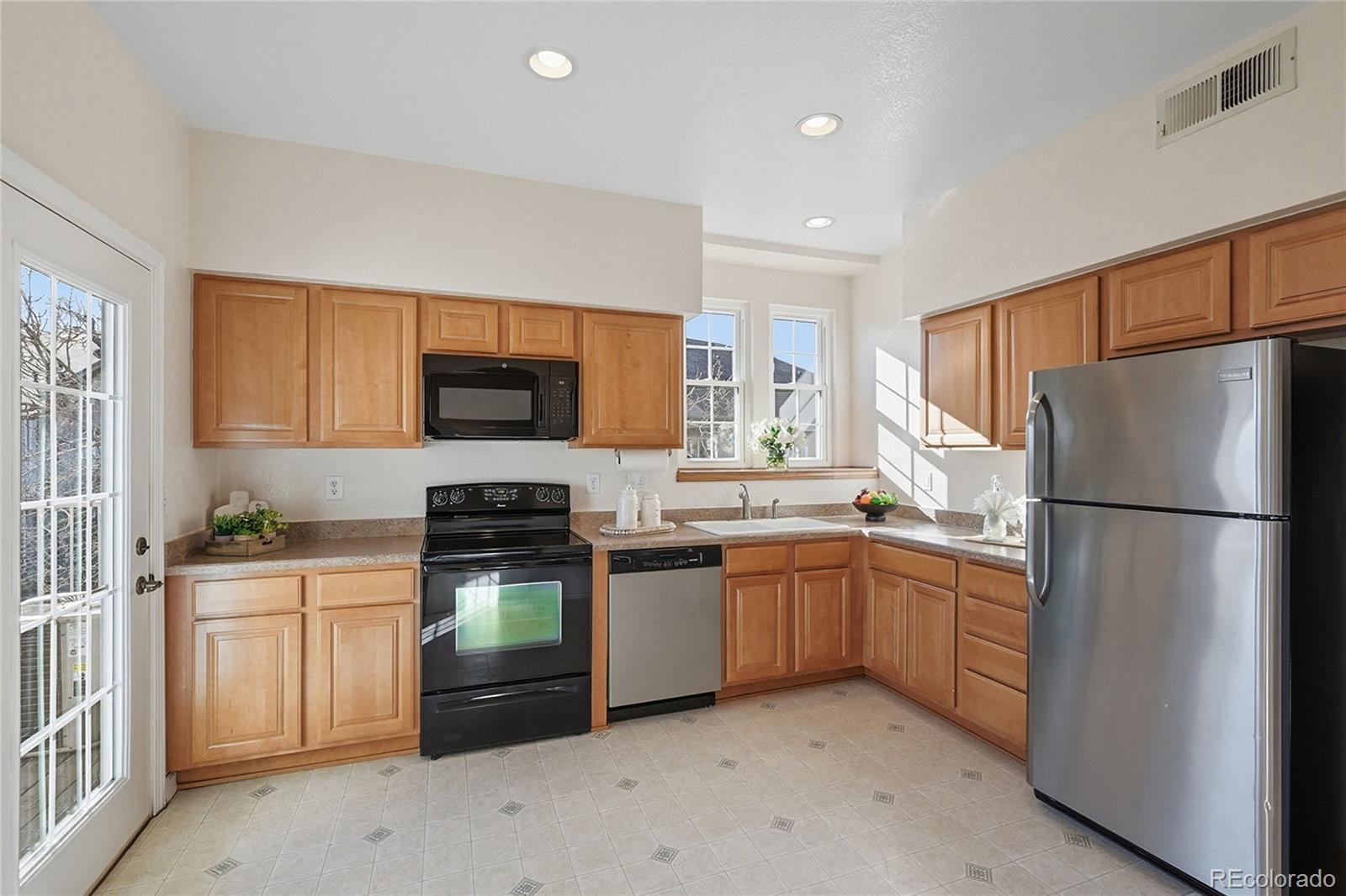MLS Image #8 for 2897 w riverwalk circle 302,littleton, Colorado