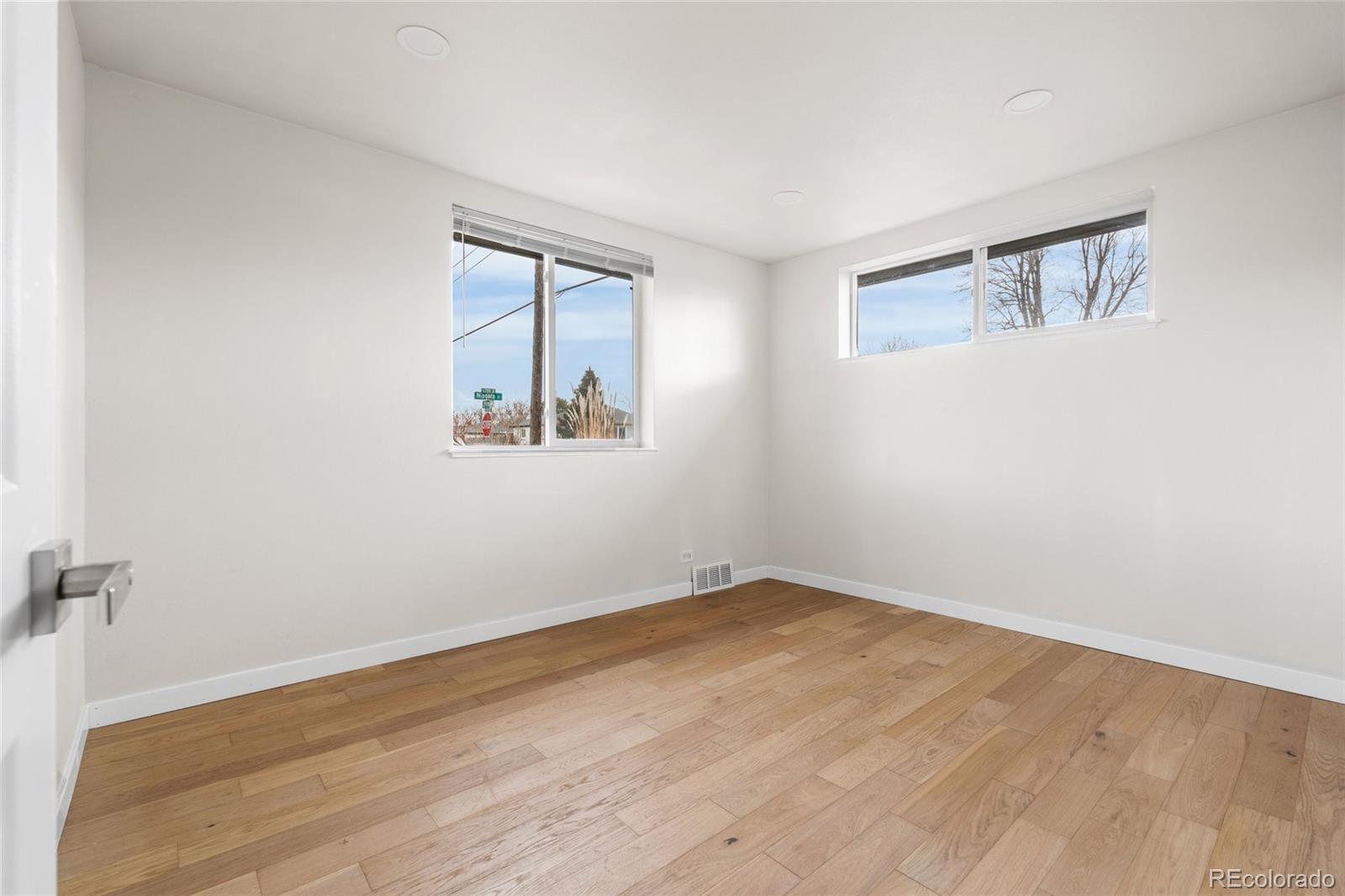 MLS Image #27 for 2901  niagara street,denver, Colorado