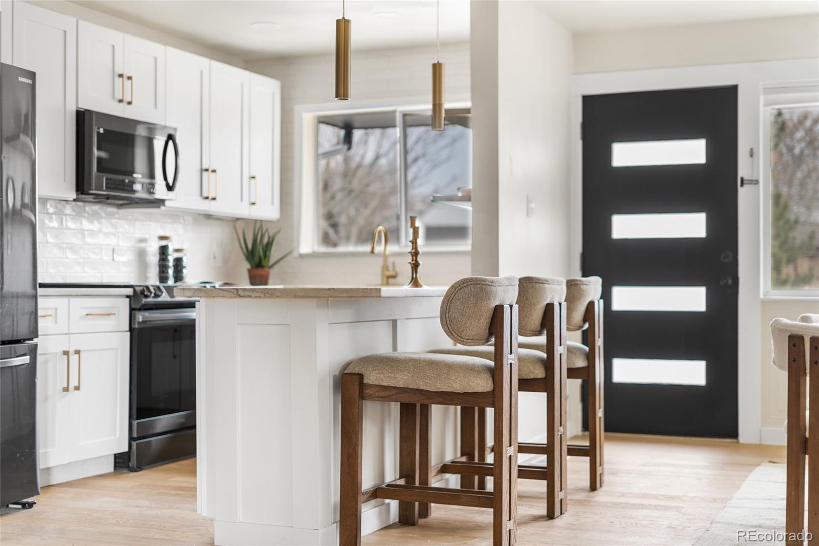 MLS Image #9 for 2901  niagara street,denver, Colorado
