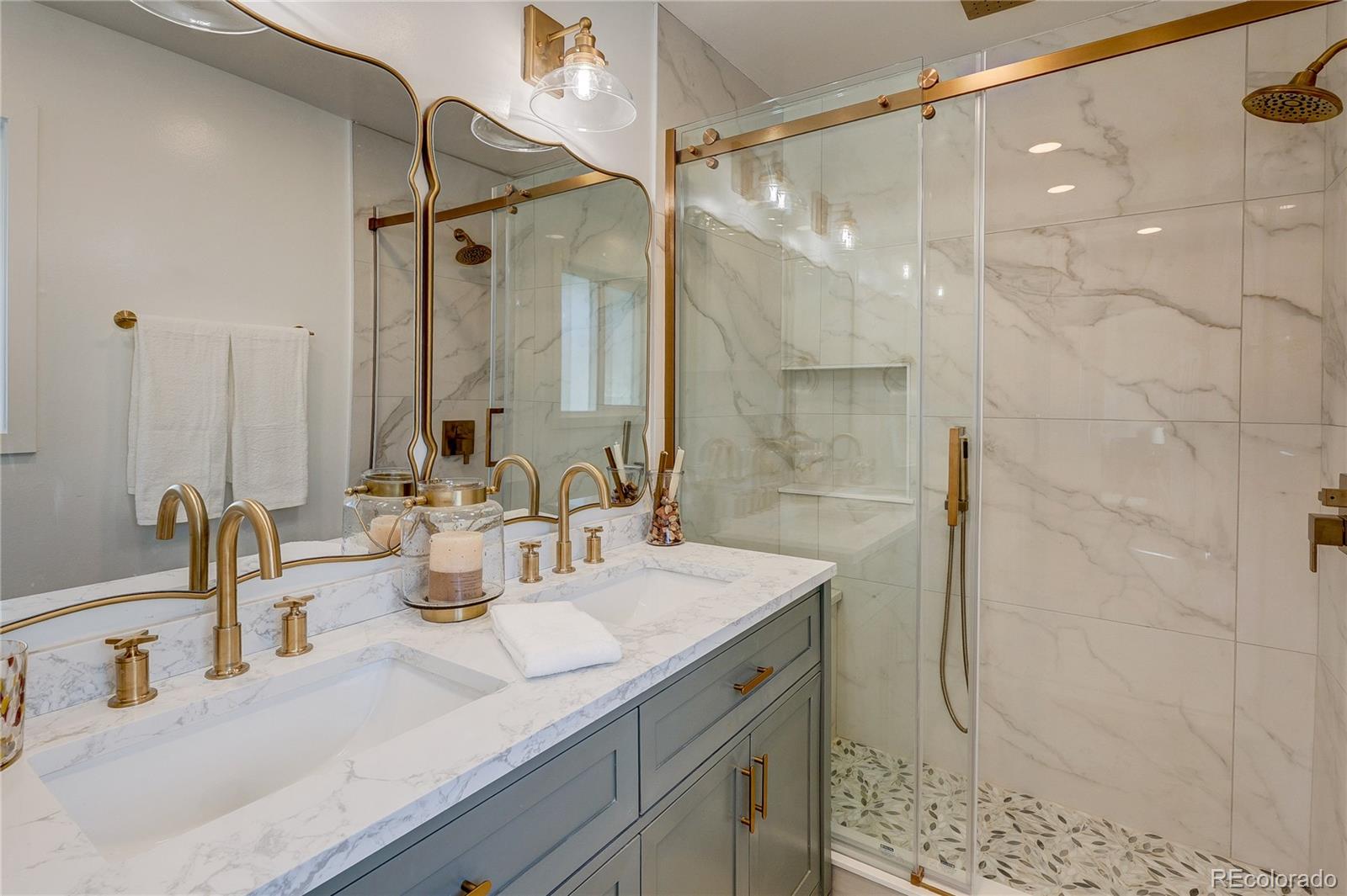 MLS Image #13 for 6391 e cornell avenue,denver, Colorado
