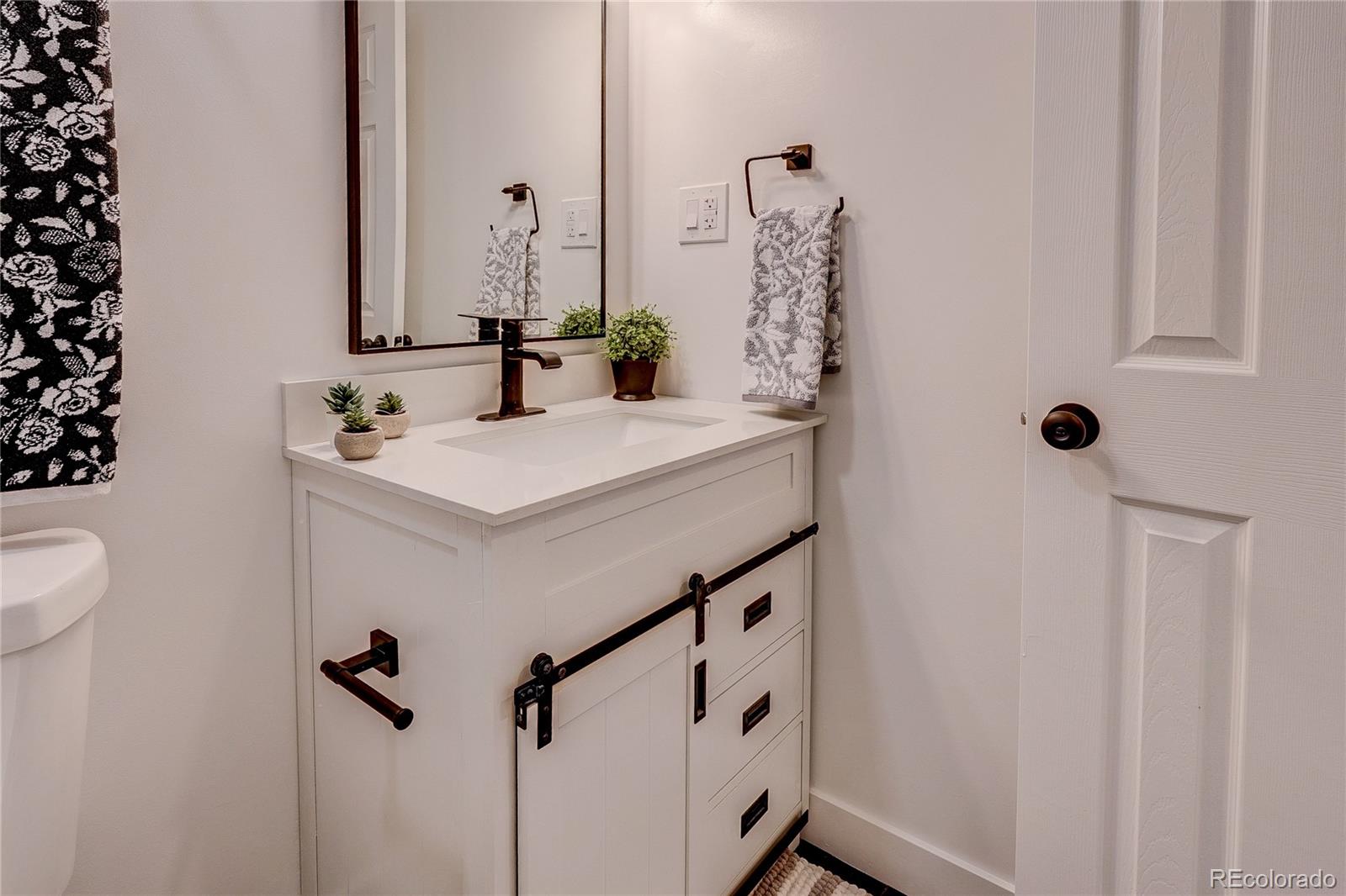 MLS Image #21 for 6391 e cornell avenue,denver, Colorado