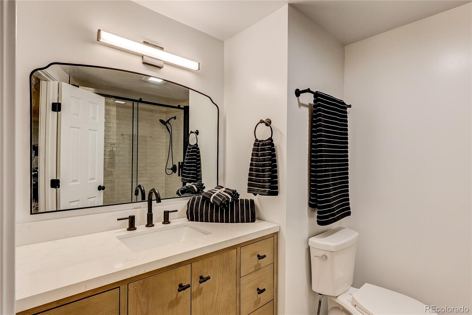 MLS Image #27 for 6391 e cornell avenue,denver, Colorado