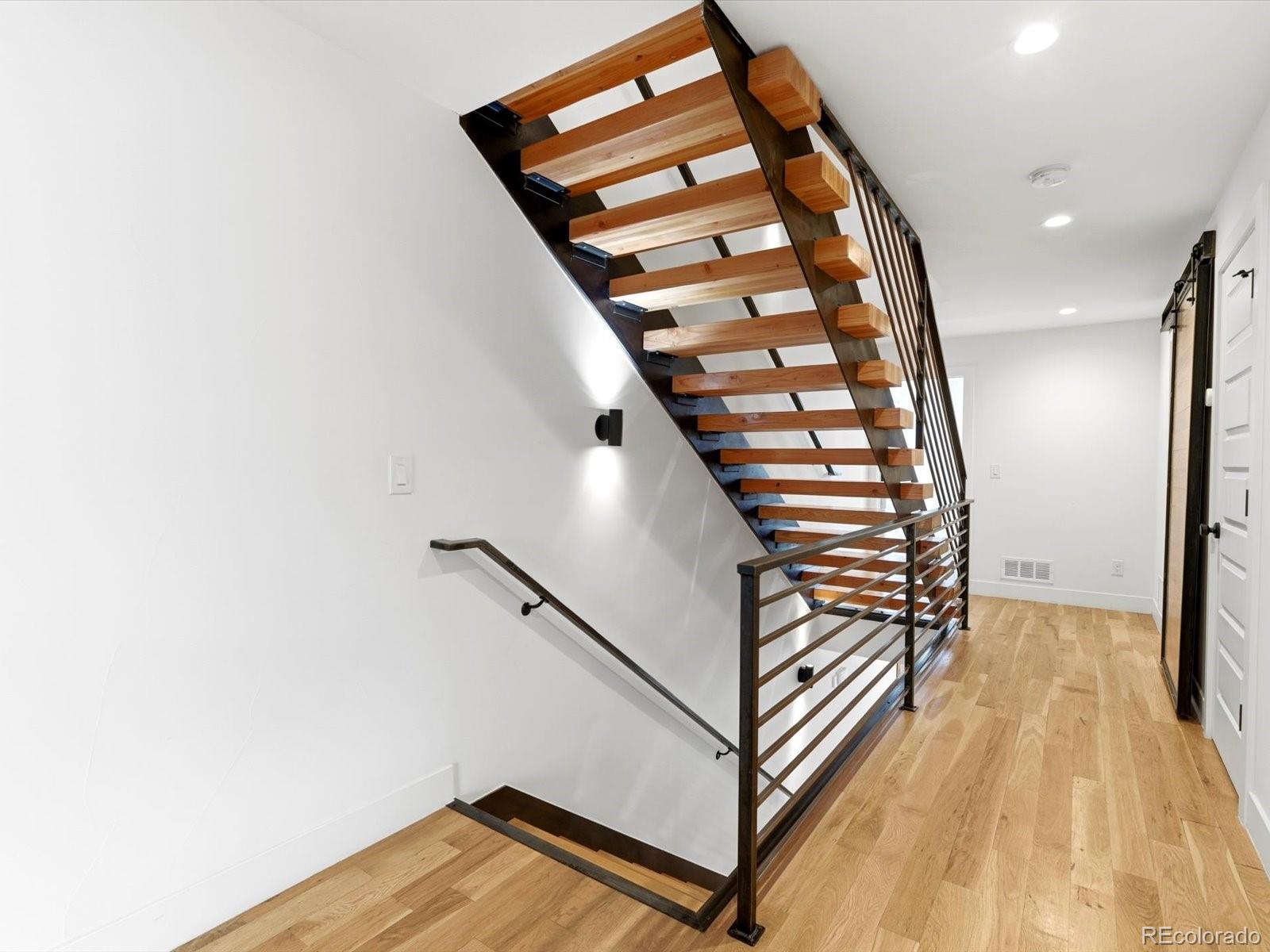 MLS Image #29 for 4141  shoshone street,denver, Colorado
