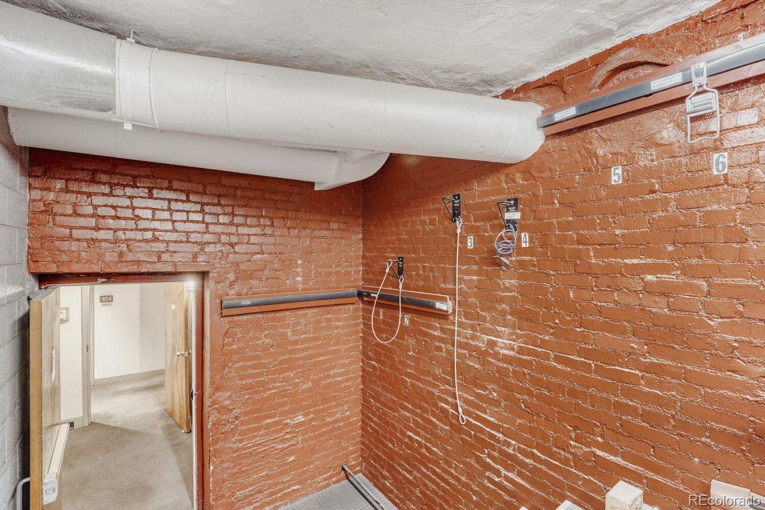 MLS Image #26 for 2351  federal boulevard 306,denver, Colorado