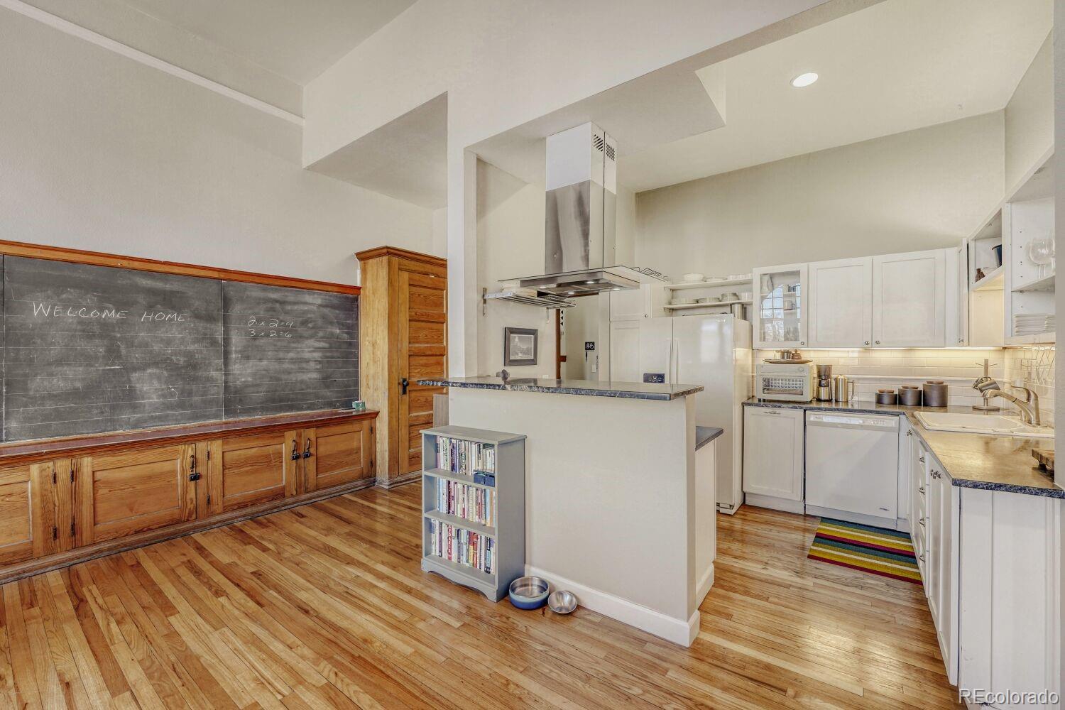 MLS Image #6 for 2351  federal boulevard 306,denver, Colorado