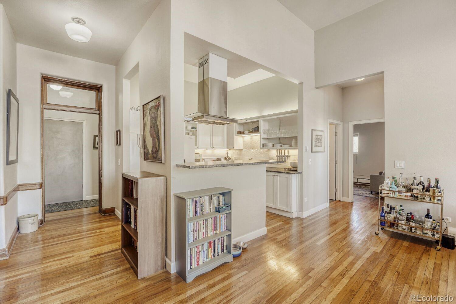 MLS Image #7 for 2351  federal boulevard 306,denver, Colorado
