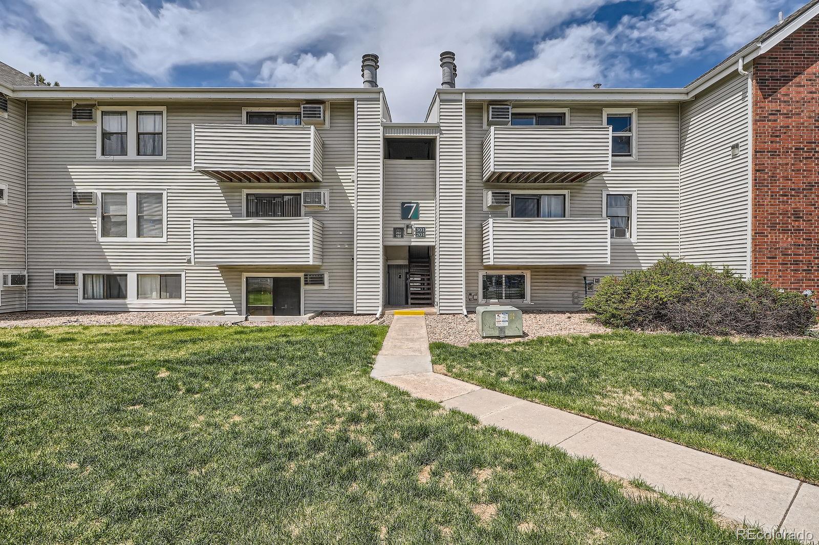 MLS Image #22 for 10150 e virginia avenue 7-301,denver, Colorado