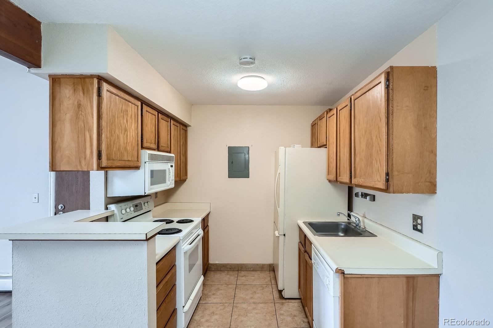 MLS Image #9 for 10150 e virginia avenue 7-301,denver, Colorado