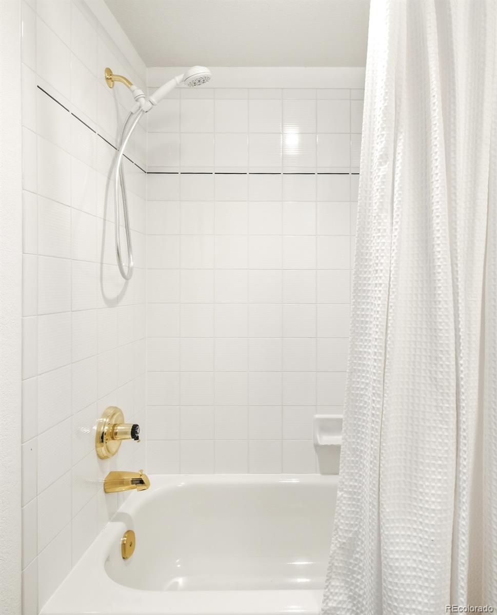 MLS Image #23 for 7664 s ivanhoe way,centennial, Colorado