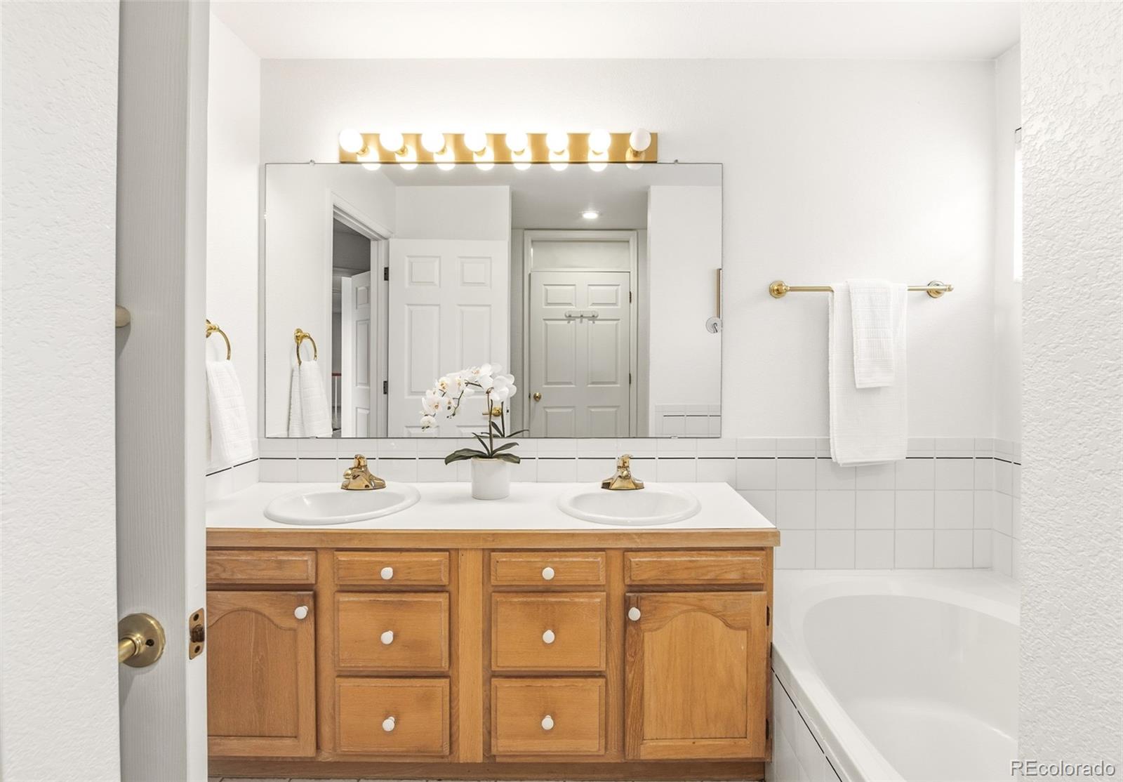 MLS Image #34 for 7664 s ivanhoe way,centennial, Colorado