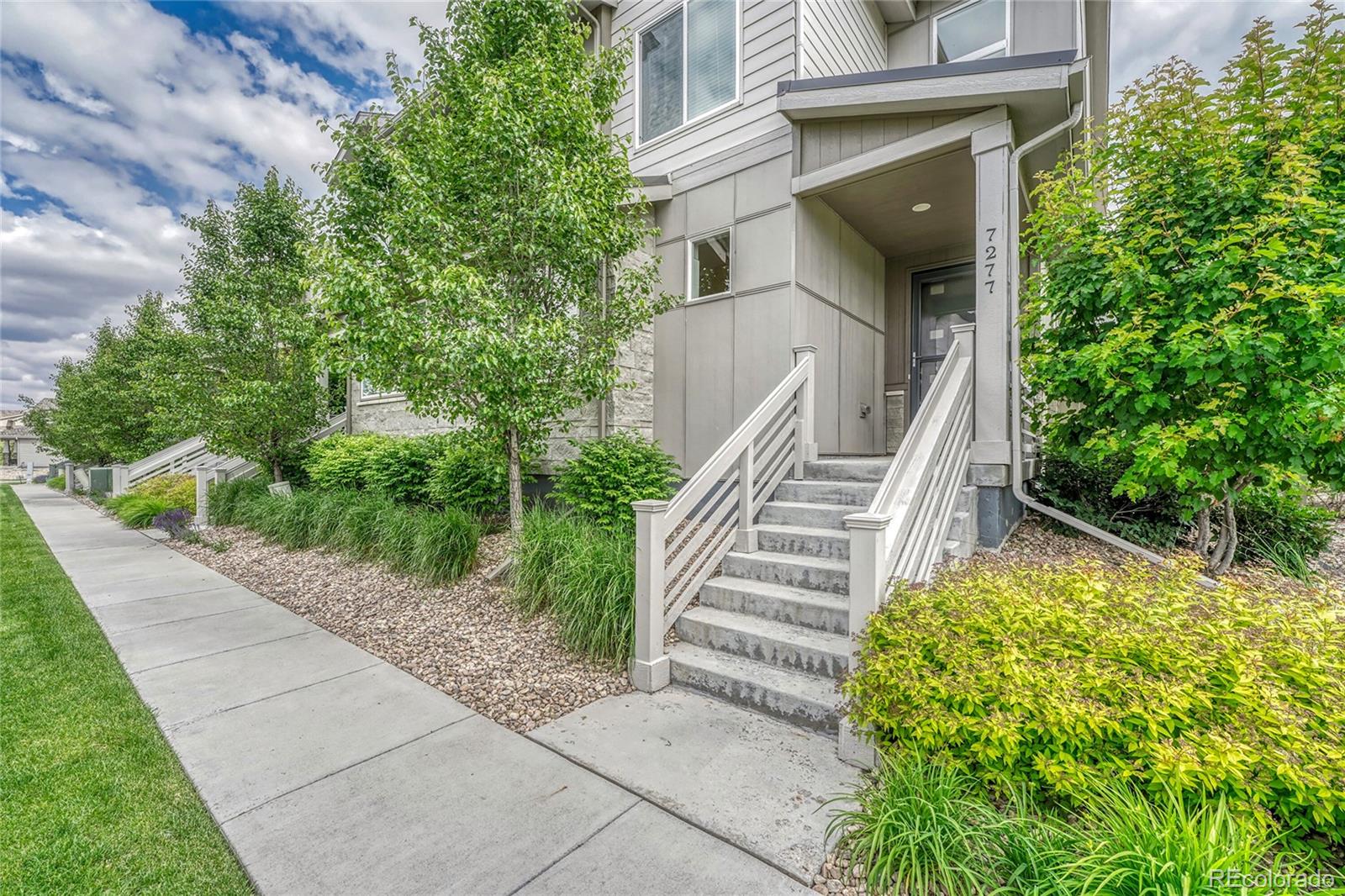 MLS Image #2 for 7277 w adriatic circle,lakewood, Colorado