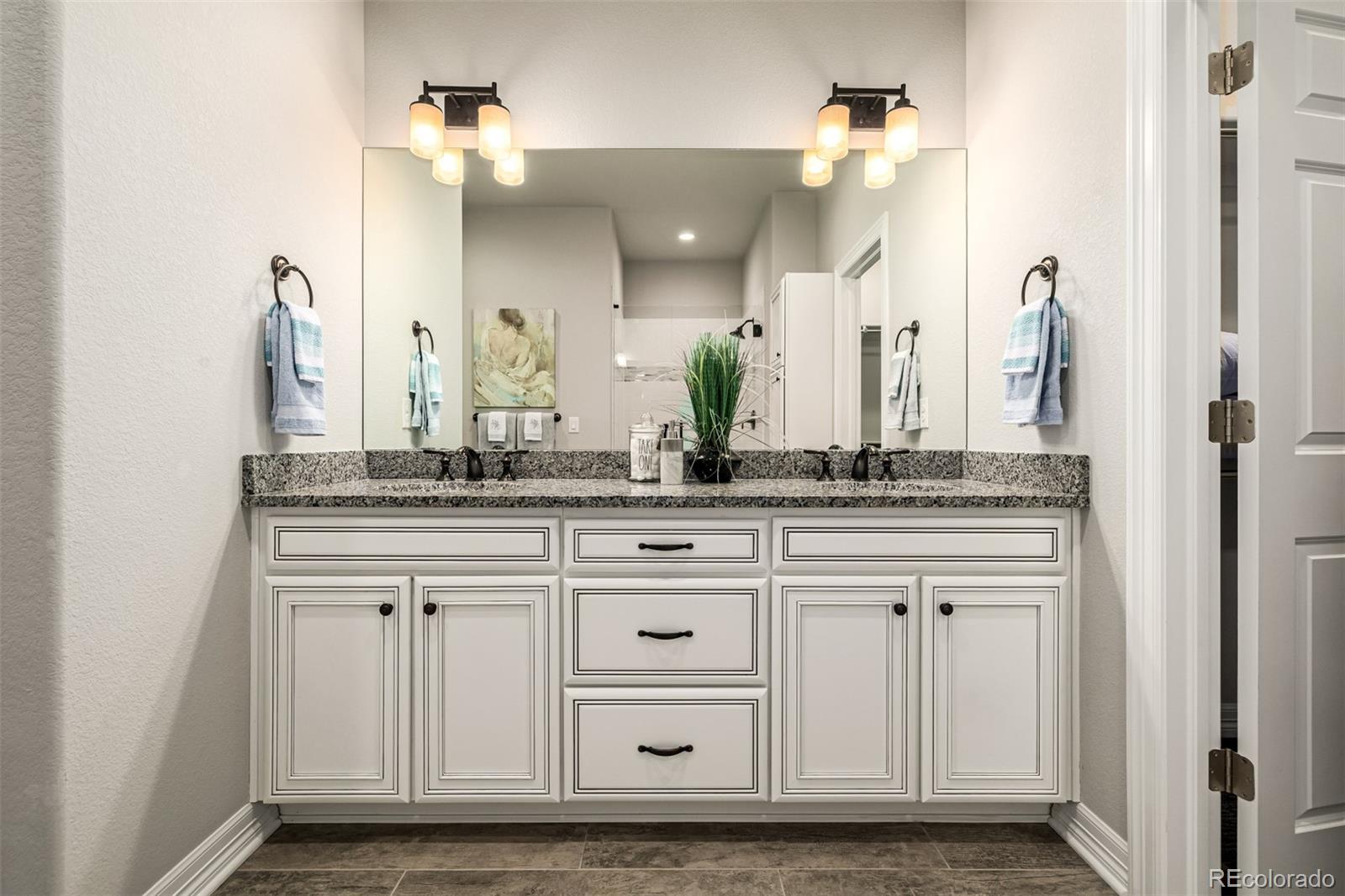 MLS Image #36 for 22654 e henderson drive,aurora, Colorado
