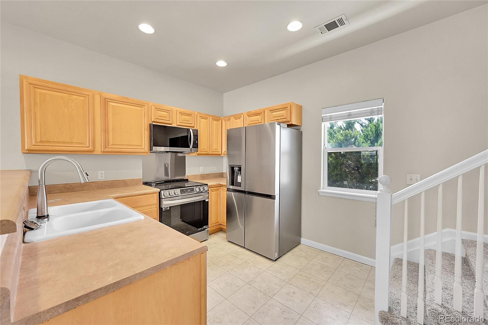 MLS Image #4 for 1401 w 85th avenue,federal heights, Colorado