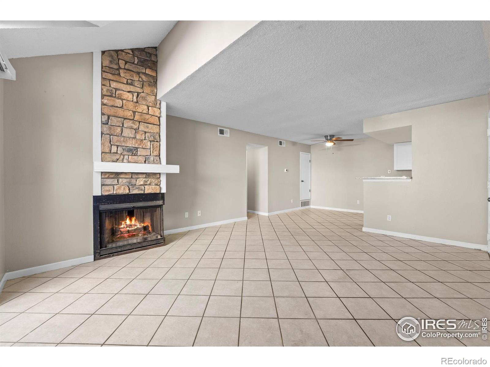 MLS Image #11 for 931 s zeno way 107,aurora, Colorado