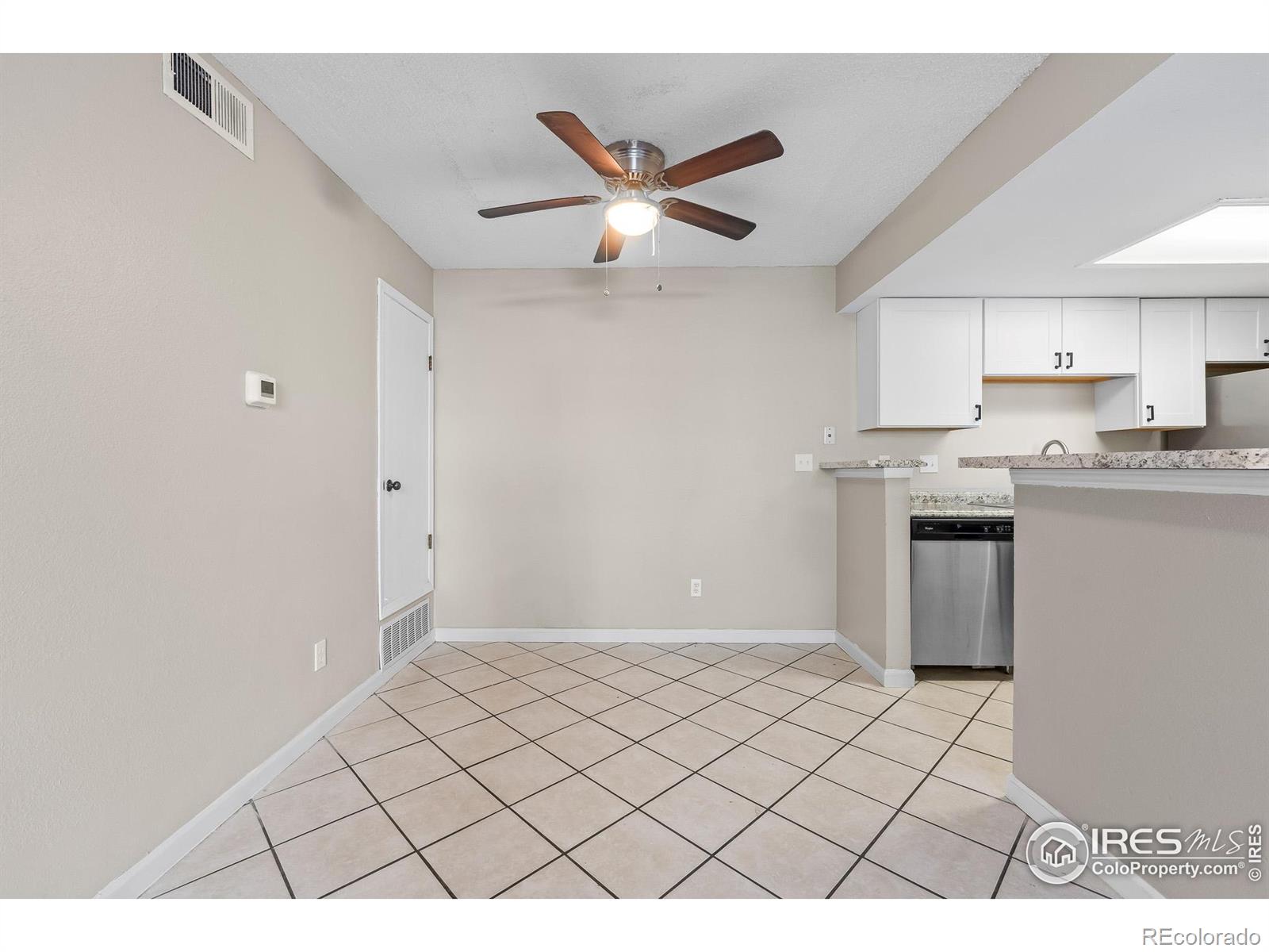 MLS Image #15 for 931 s zeno way 107,aurora, Colorado