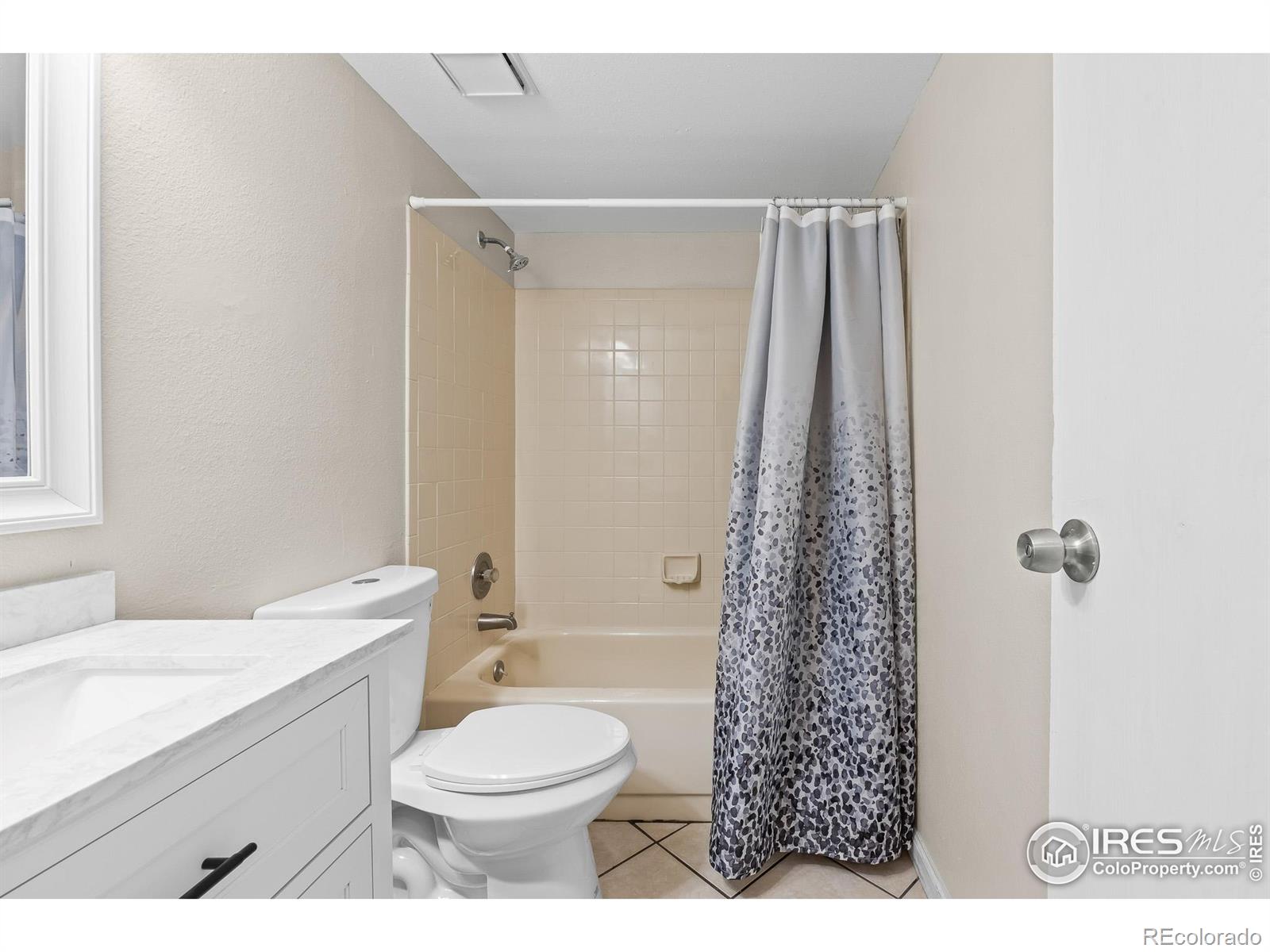MLS Image #34 for 931 s zeno way 107,aurora, Colorado