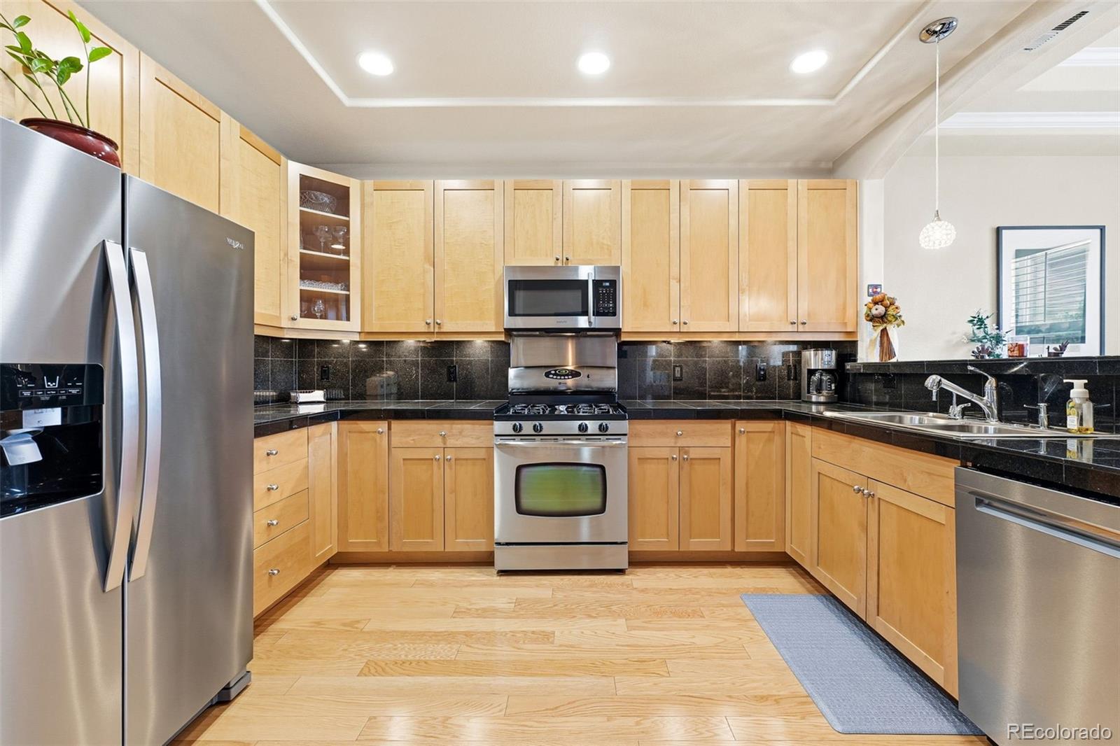 MLS Image #13 for 40  madison street 206,denver, Colorado