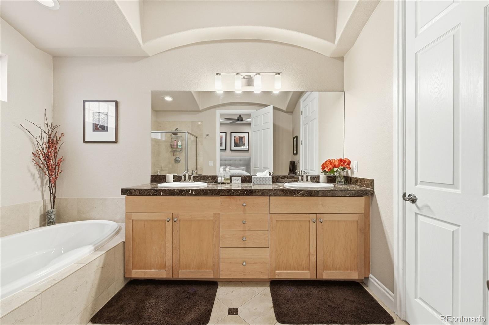 MLS Image #27 for 40  madison street 206,denver, Colorado