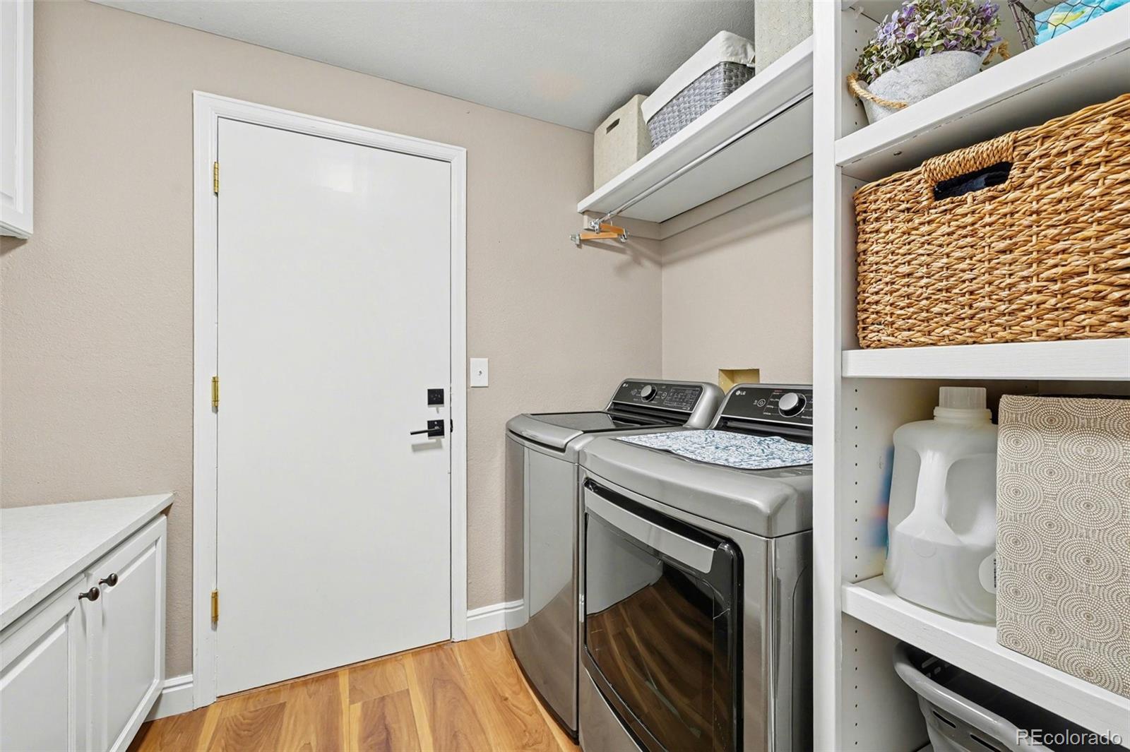 MLS Image #27 for 5101 s olathe circle,centennial, Colorado