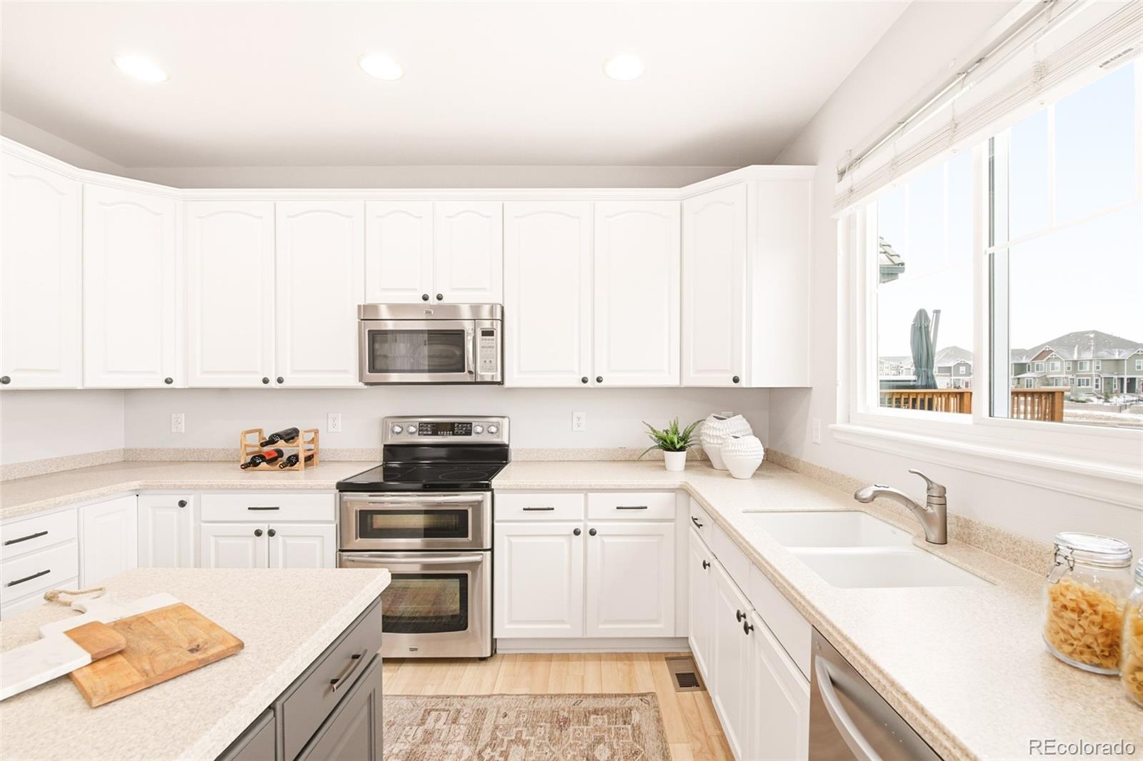 MLS Image #11 for 5681 s catawba way,aurora, Colorado