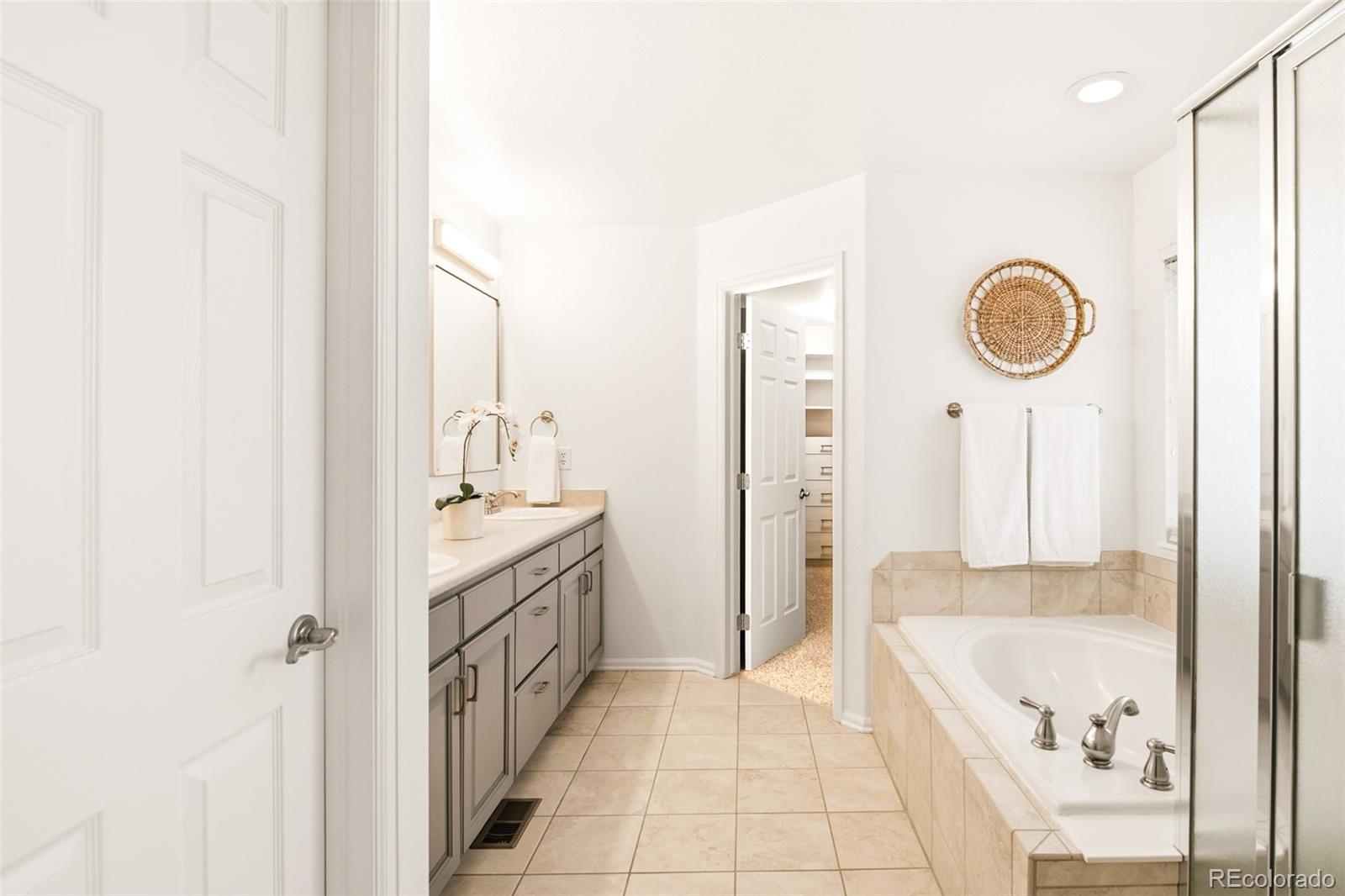 MLS Image #21 for 5681 s catawba way,aurora, Colorado