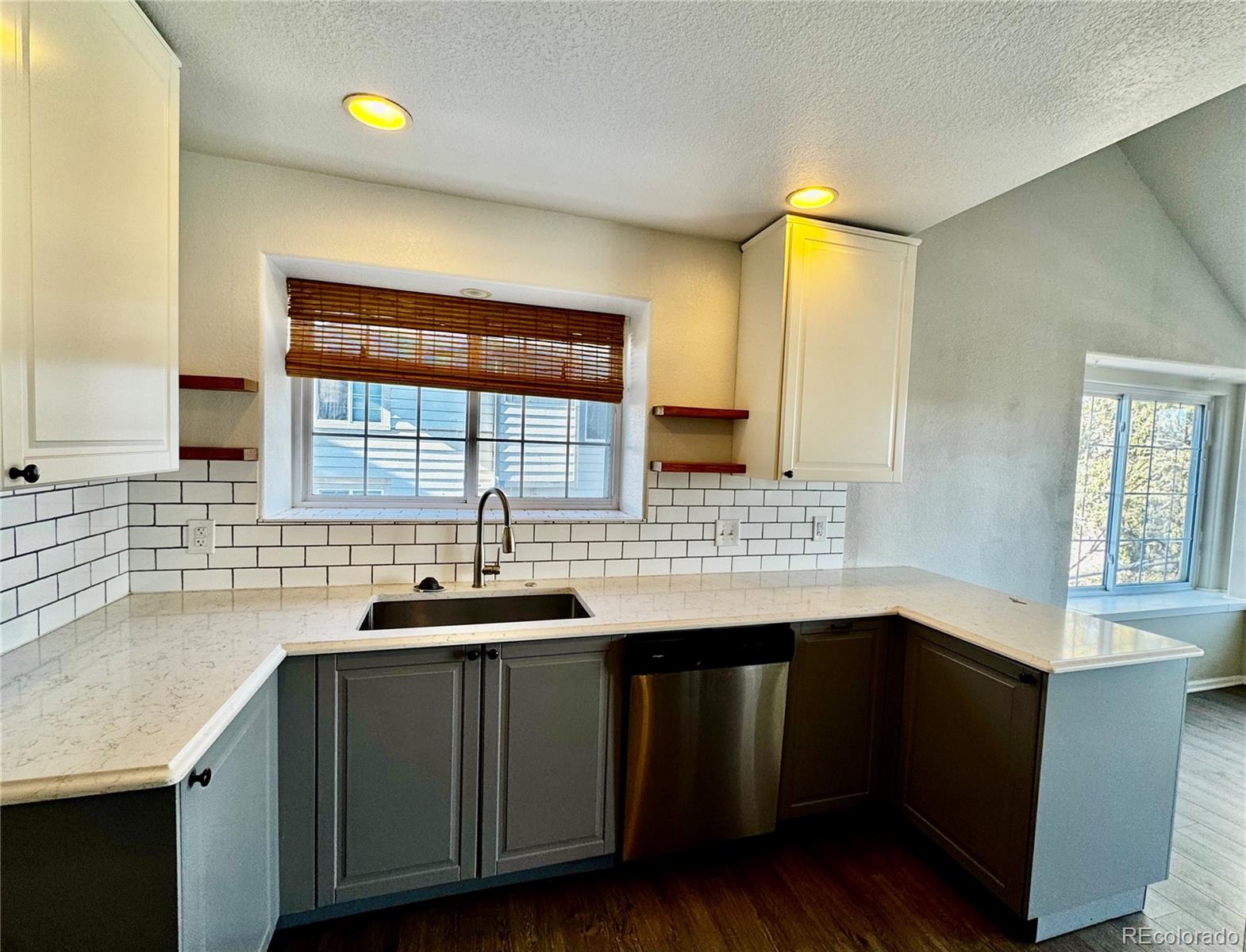MLS Image #8 for 3615 s flanders street,aurora, Colorado