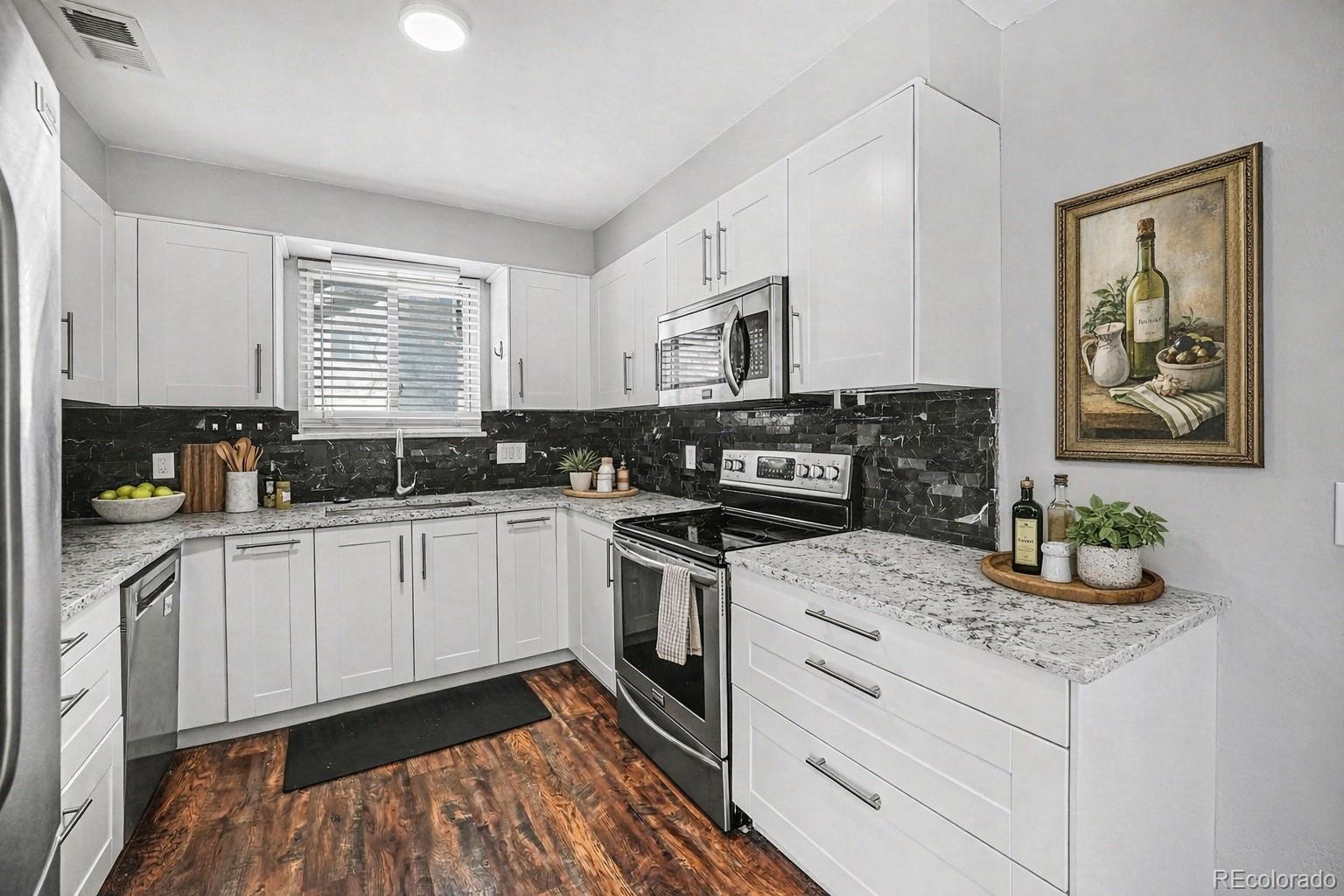 MLS Image #6 for 5217 s mabre court,littleton, Colorado