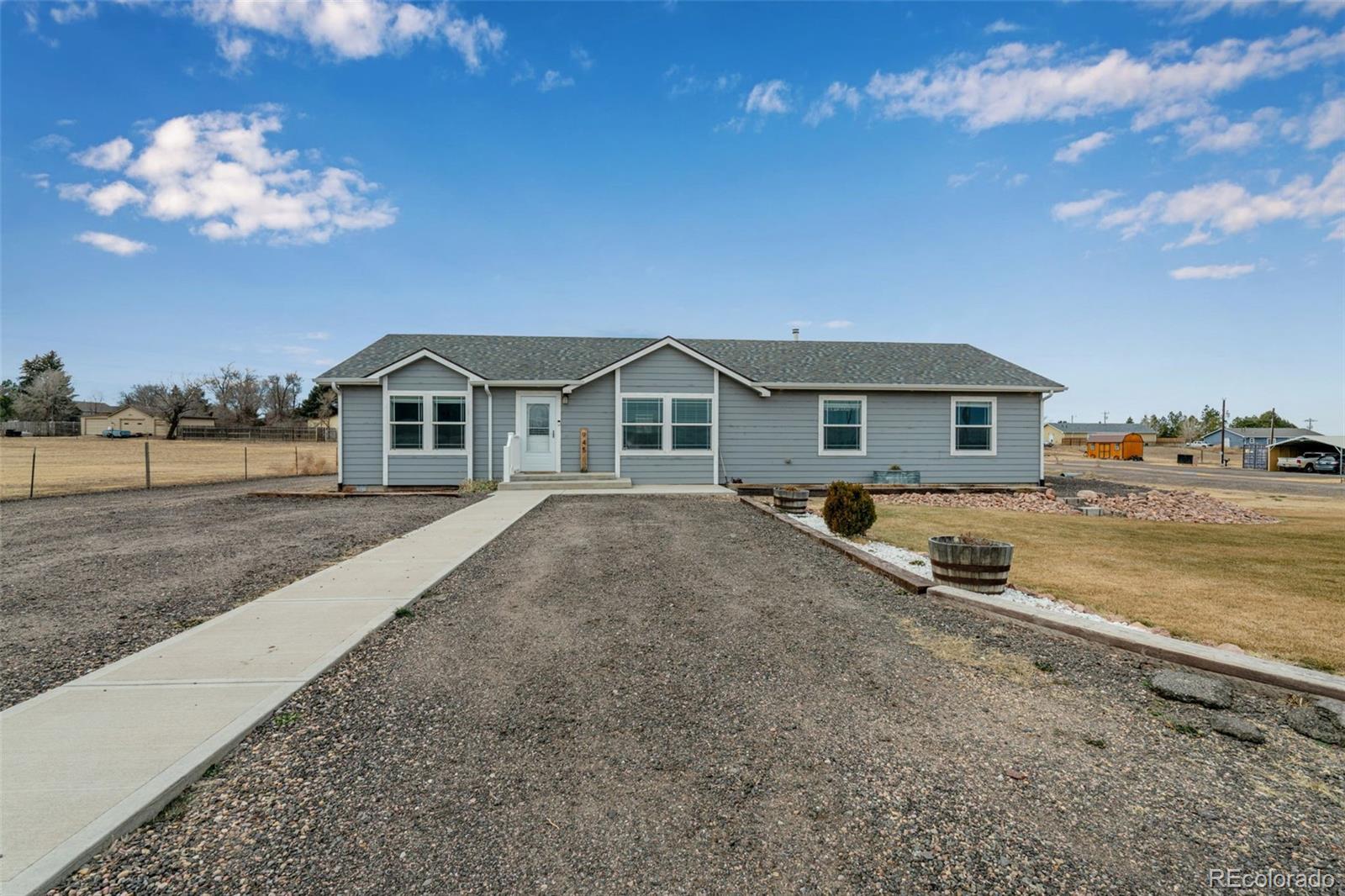 MLS Image #4 for 945  navajo avenue,flagler, Colorado