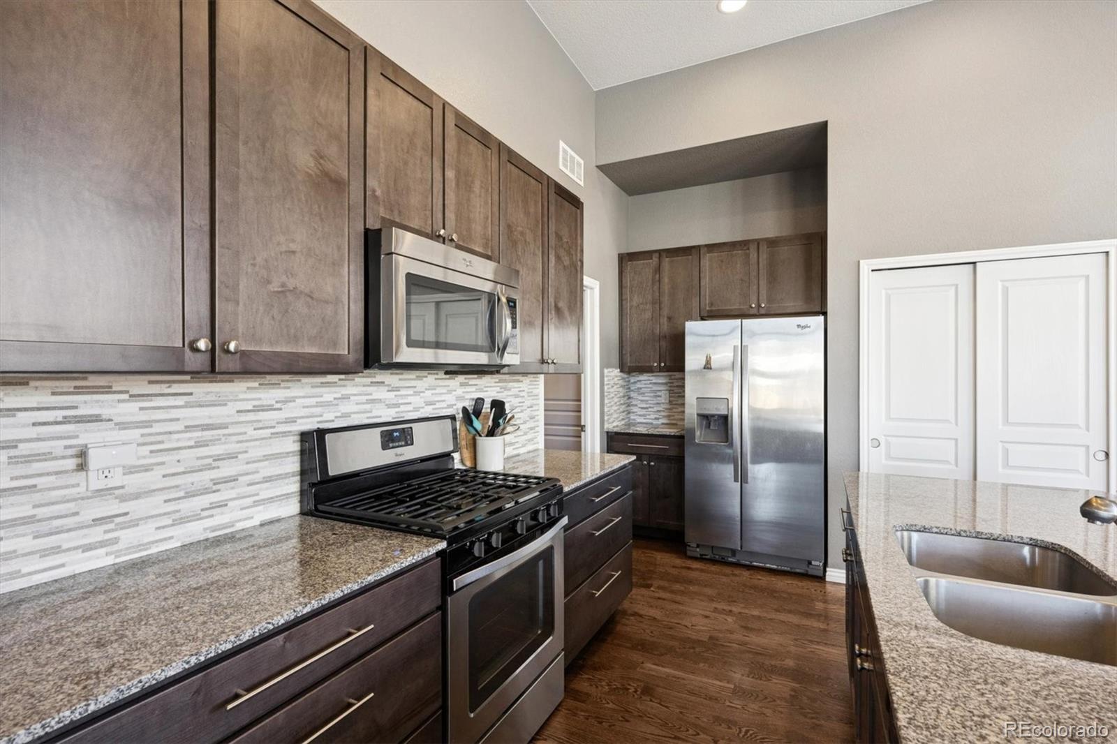 MLS Image #9 for 14253 w 88th drive,arvada, Colorado
