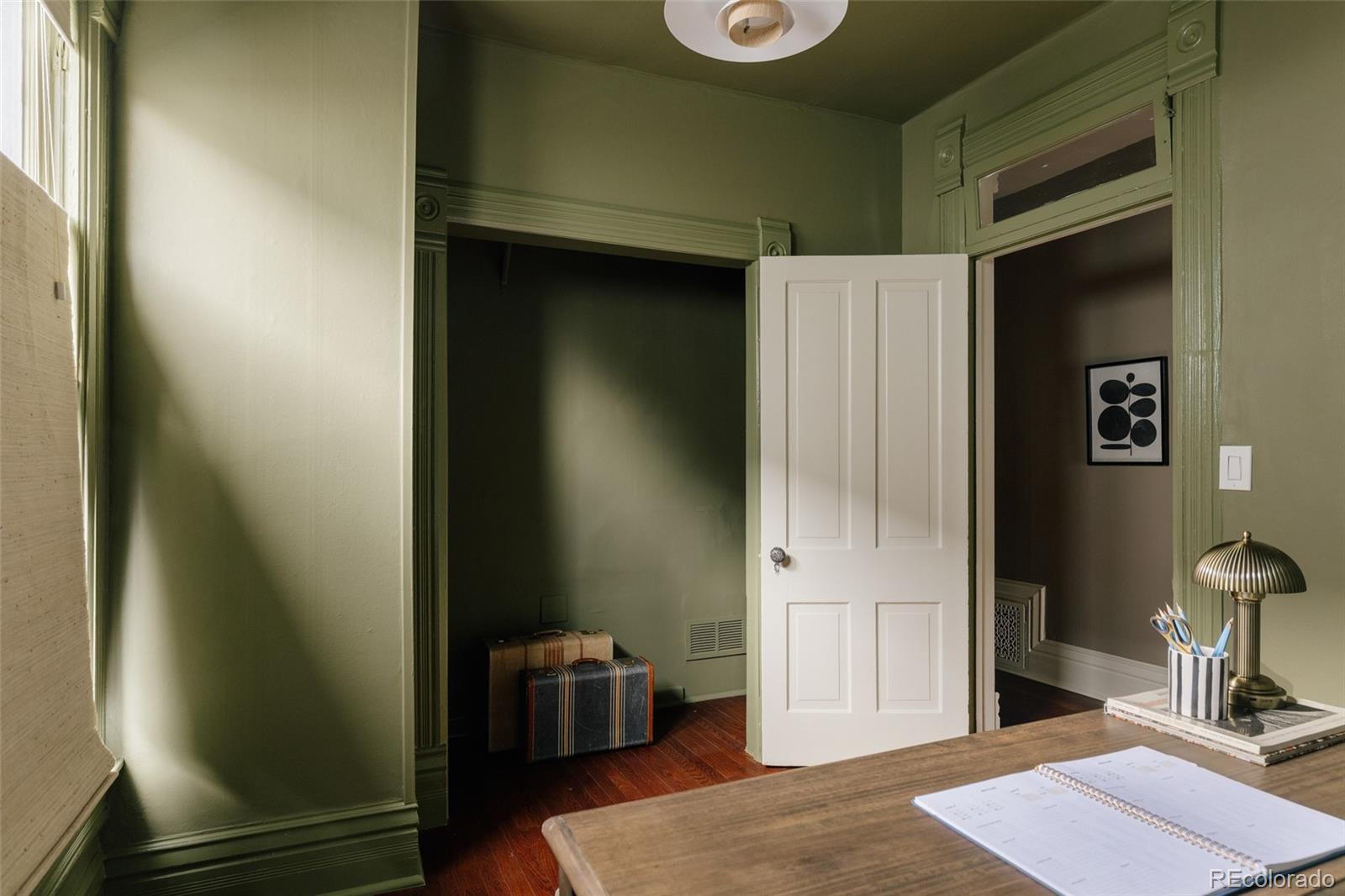 MLS Image #38 for 57 s bannock street,denver, Colorado