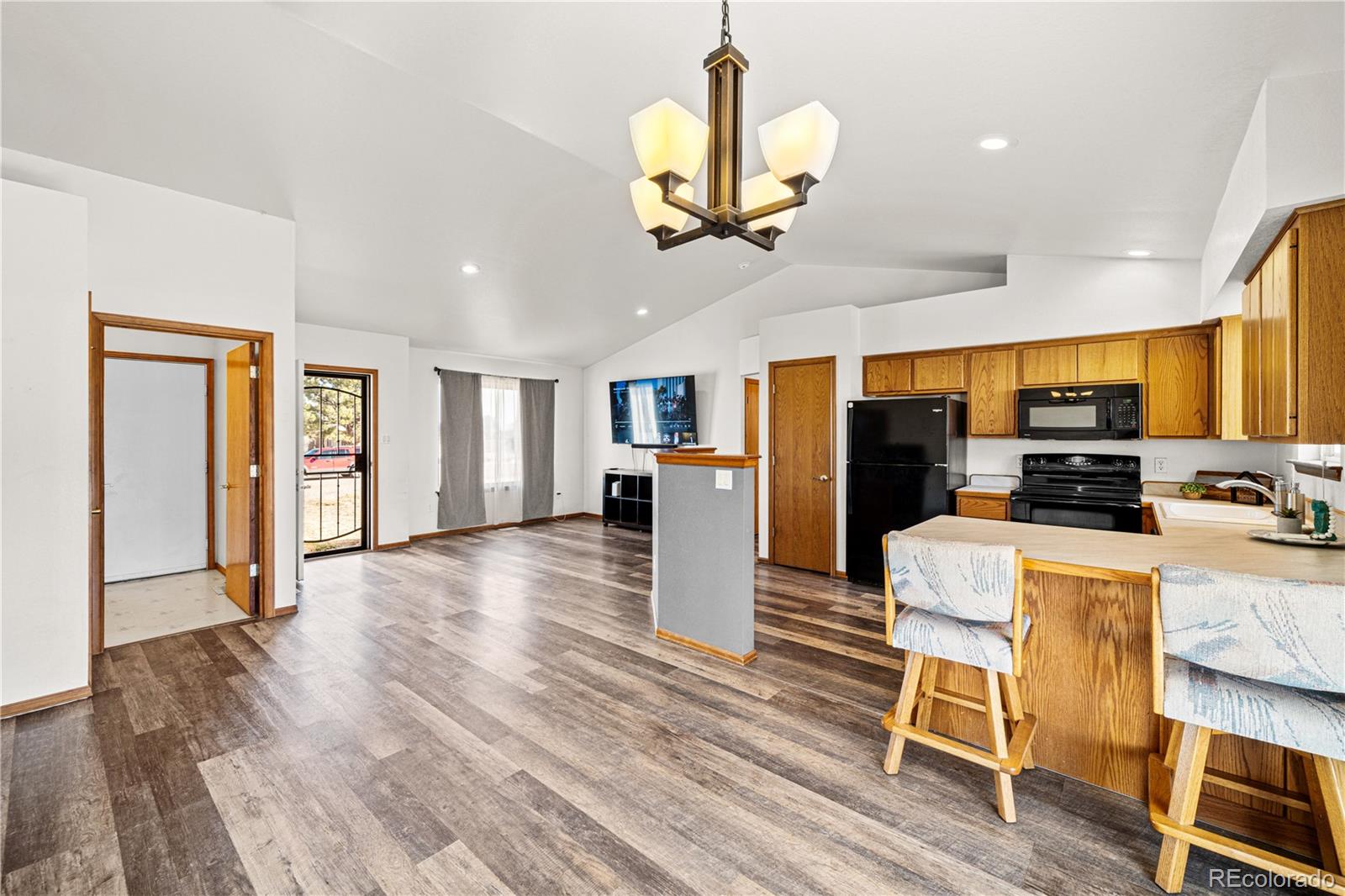 MLS Image #2 for 441 s oak creek drive,pueblo west, Colorado