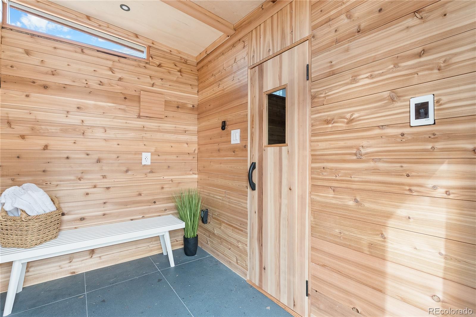 MLS Image #23 for 1309 s elm street,denver, Colorado