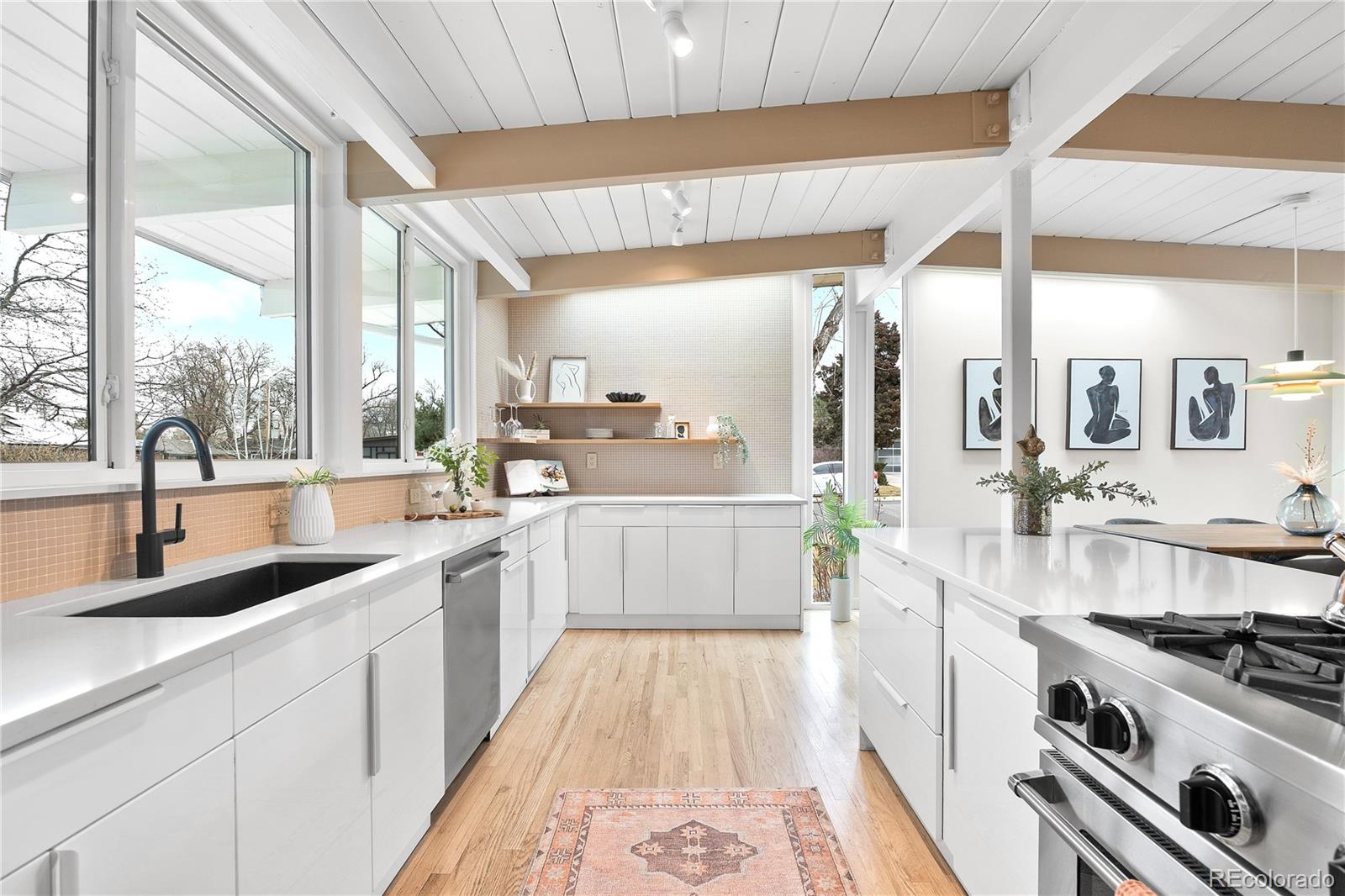 MLS Image #9 for 1309 s elm street,denver, Colorado