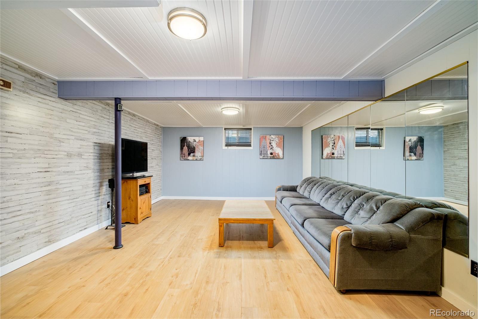 MLS Image #18 for 3073 s xanthia street,denver, Colorado
