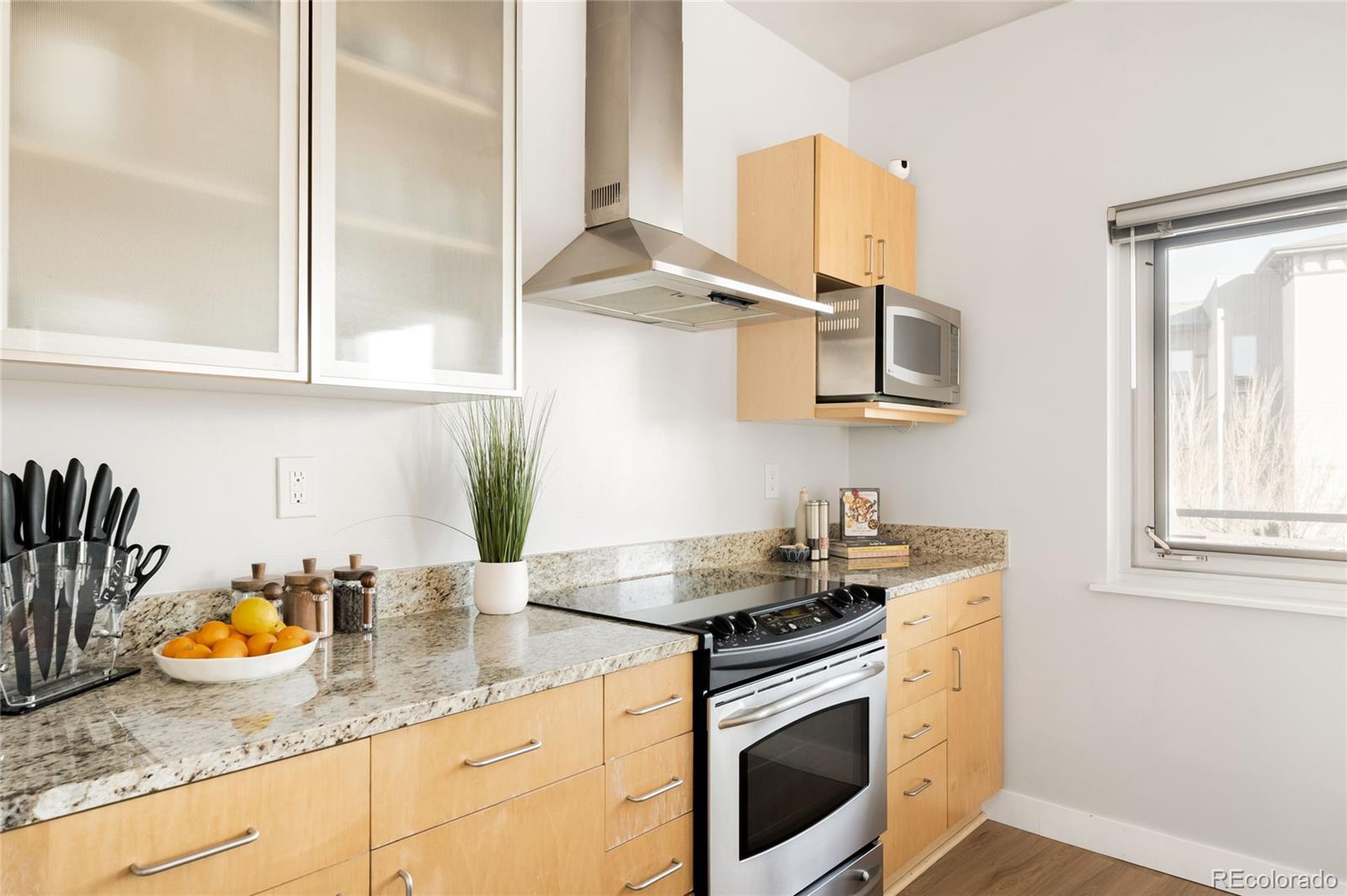 MLS Image #11 for 2958  syracuse street 316,denver, Colorado