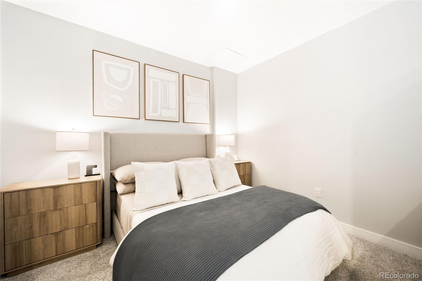 MLS Image #14 for 2958  syracuse street 316,denver, Colorado