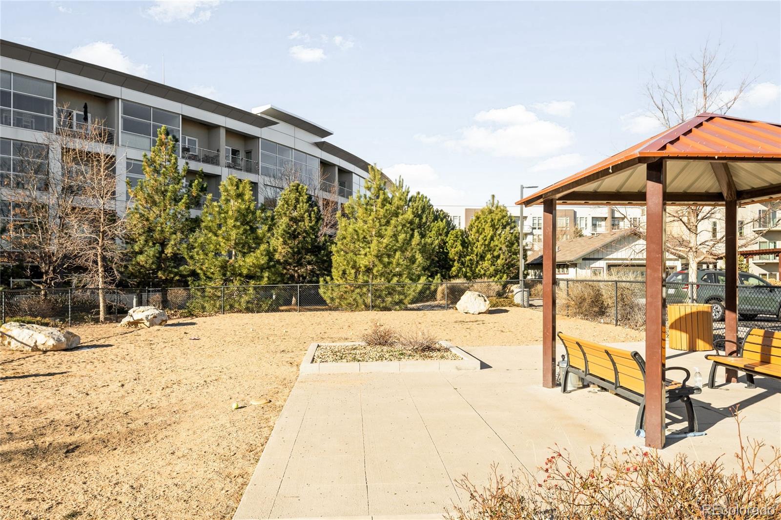 MLS Image #26 for 2958  syracuse street 316,denver, Colorado