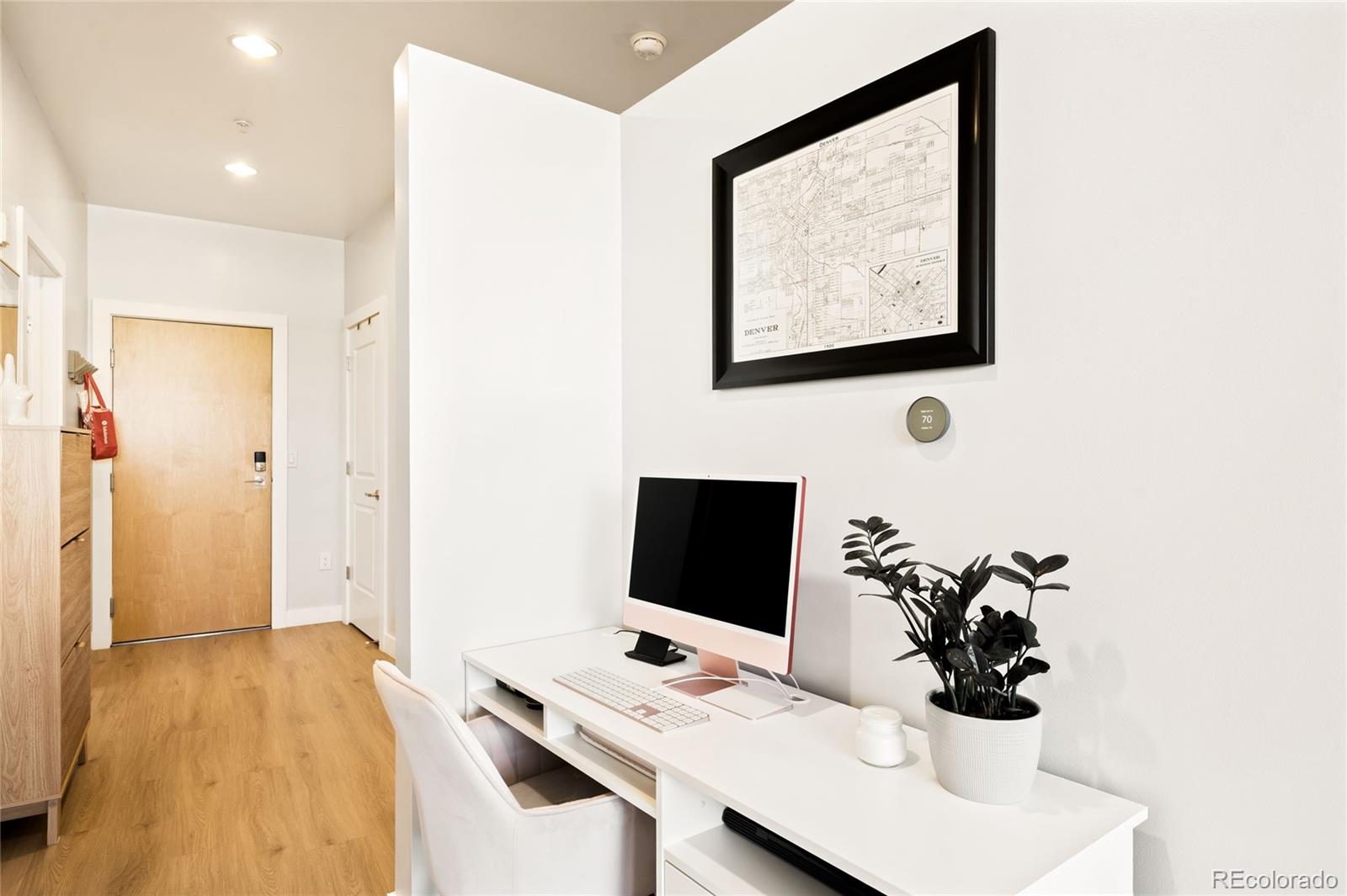 MLS Image #3 for 2958  syracuse street 316,denver, Colorado