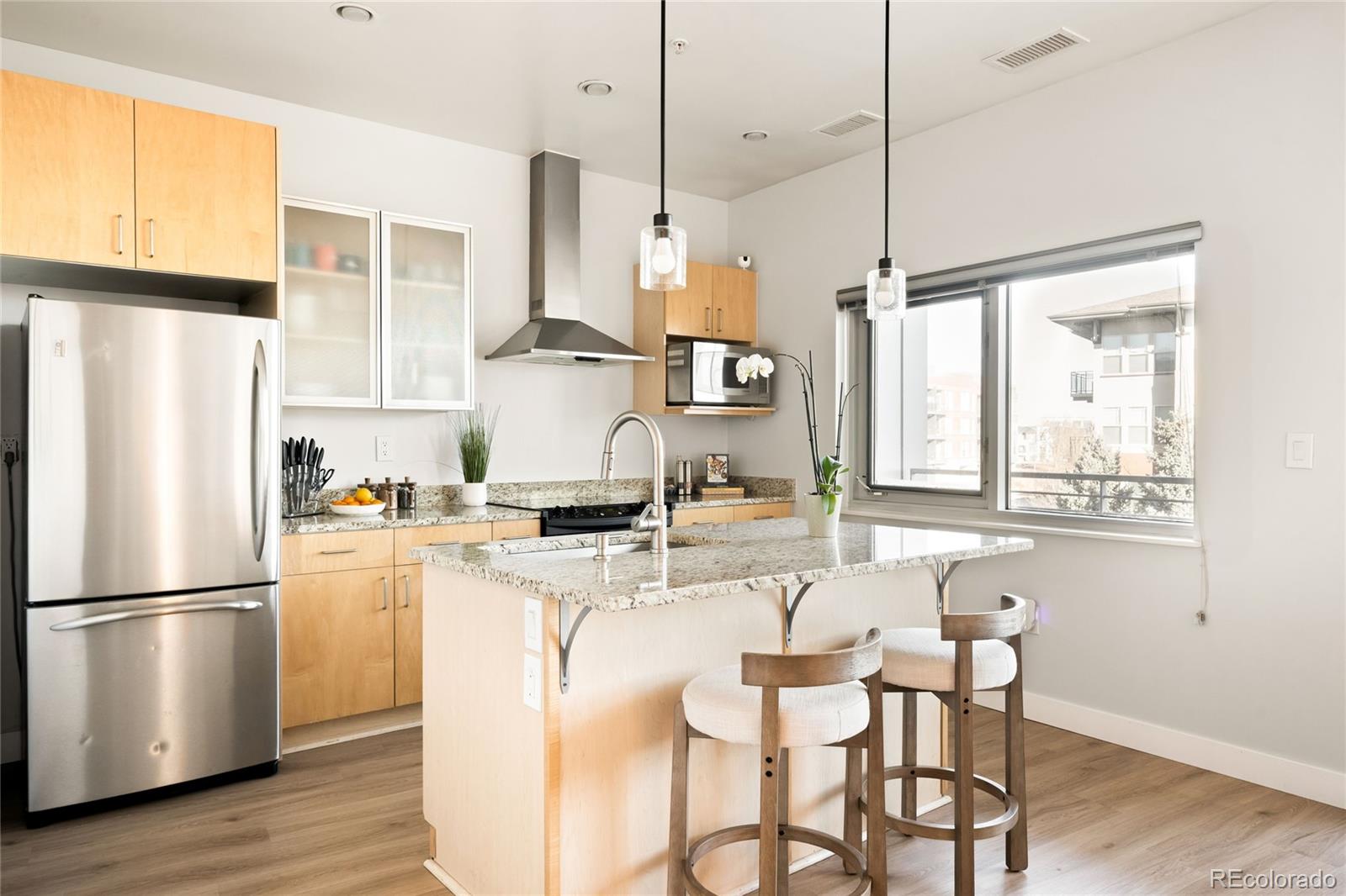 MLS Image #9 for 2958  syracuse street 316,denver, Colorado