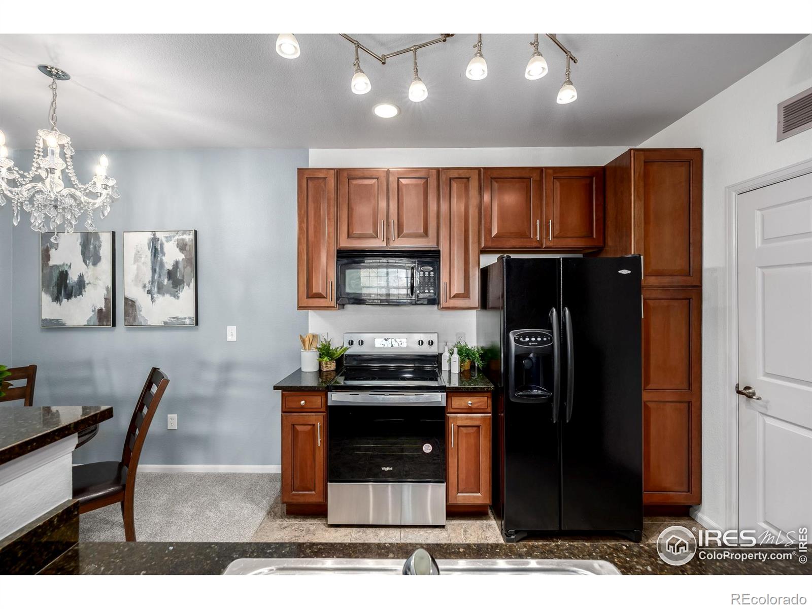 MLS Image #10 for 1465  blue sky circle 204,erie, Colorado