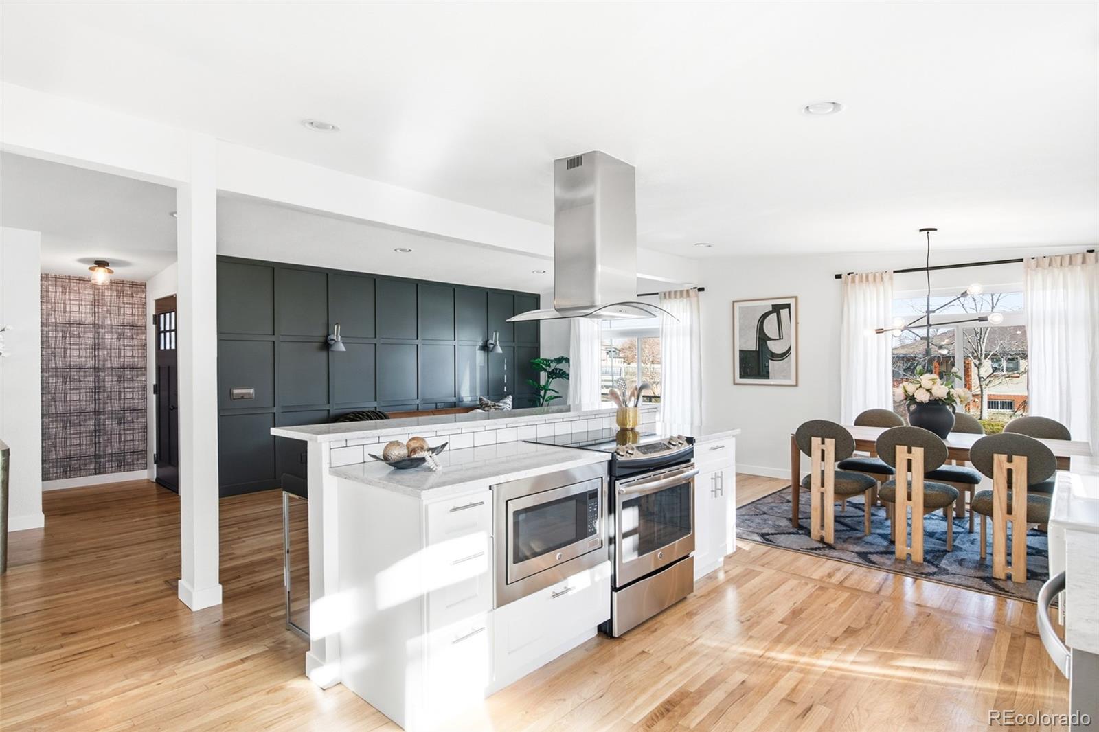 MLS Image #14 for 1511 s corona street,denver, Colorado