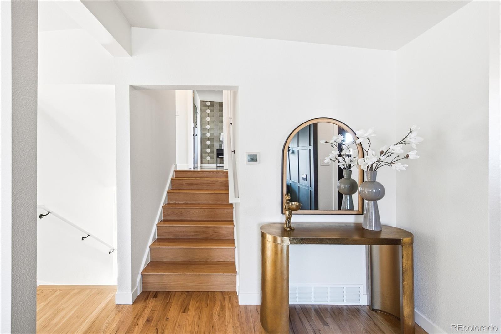 MLS Image #15 for 1511 s corona street,denver, Colorado