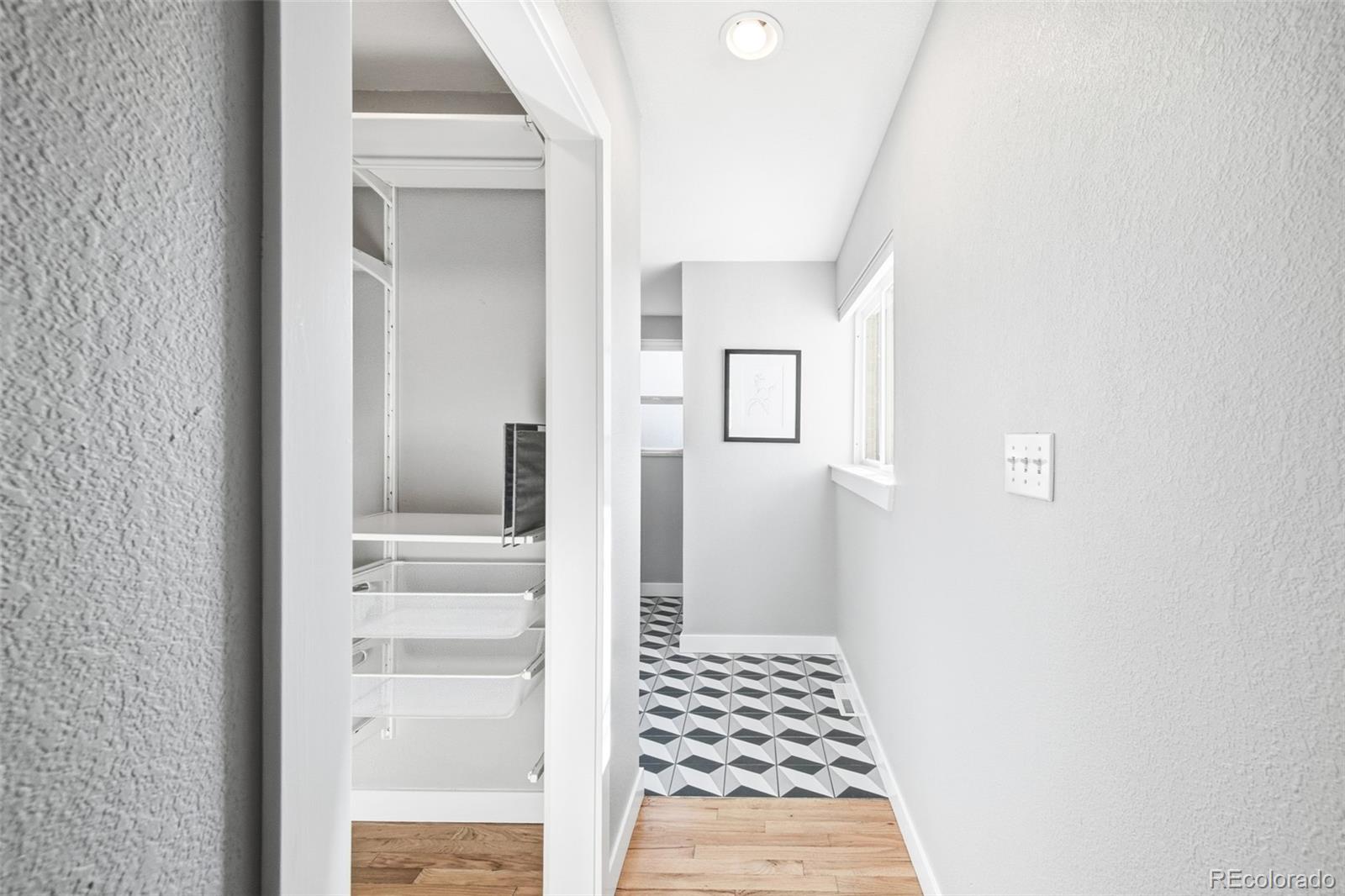 MLS Image #21 for 1511 s corona street,denver, Colorado