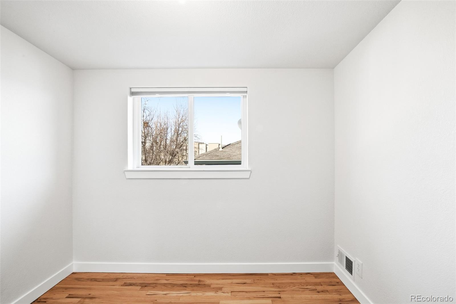 MLS Image #25 for 1511 s corona street,denver, Colorado