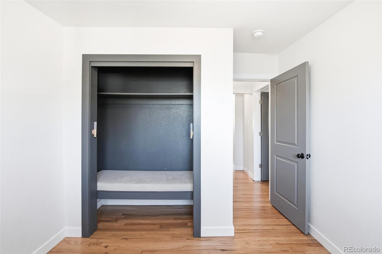 MLS Image #26 for 1511 s corona street,denver, Colorado
