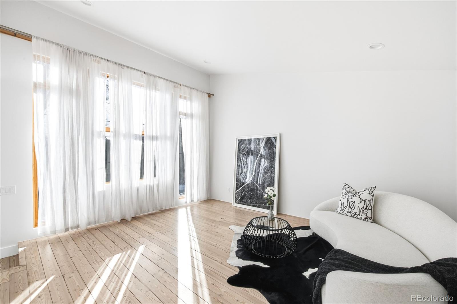 MLS Image #34 for 1511 s corona street,denver, Colorado