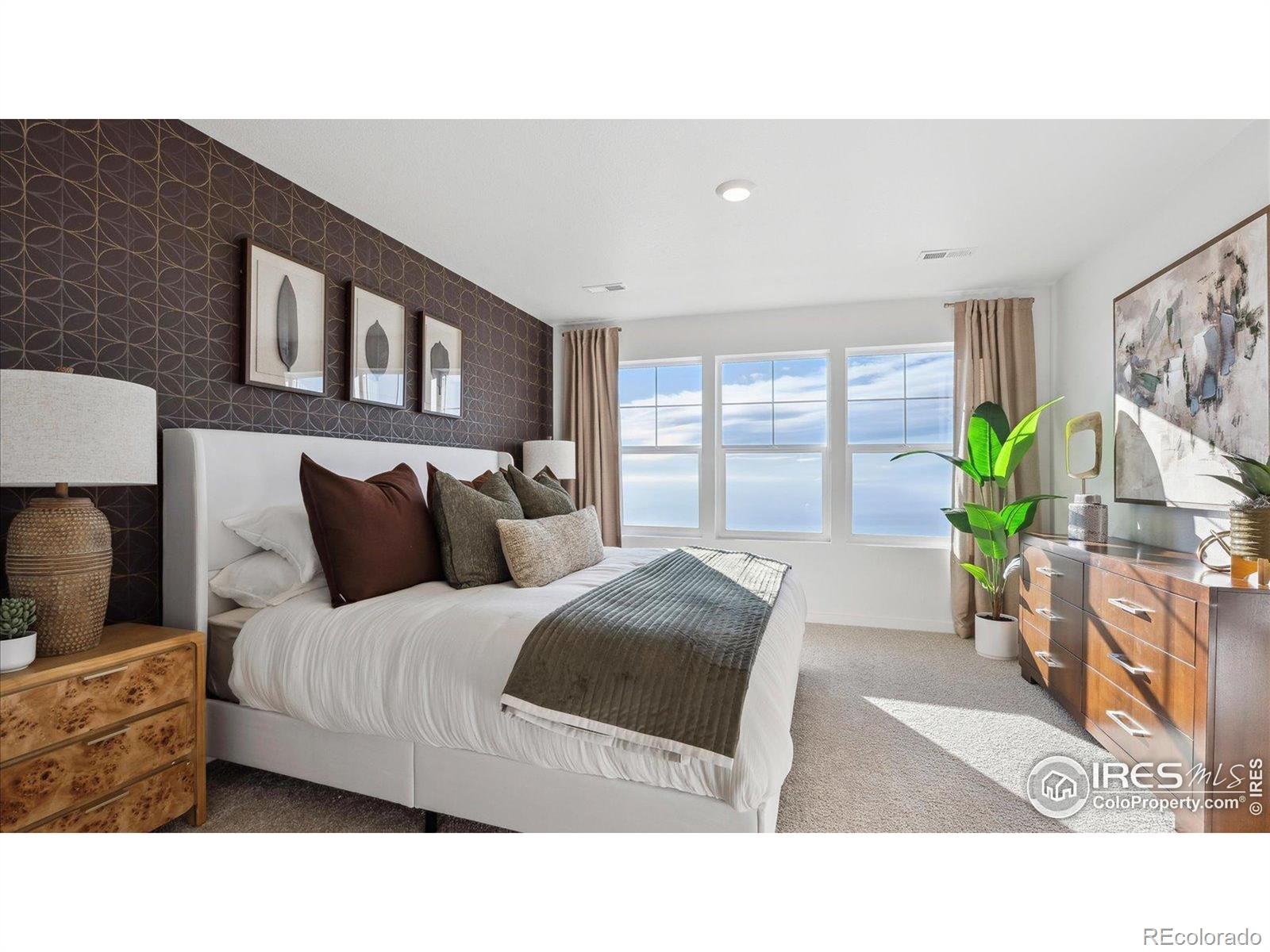 MLS Image #19 for 922  logan peak way,berthoud, Colorado