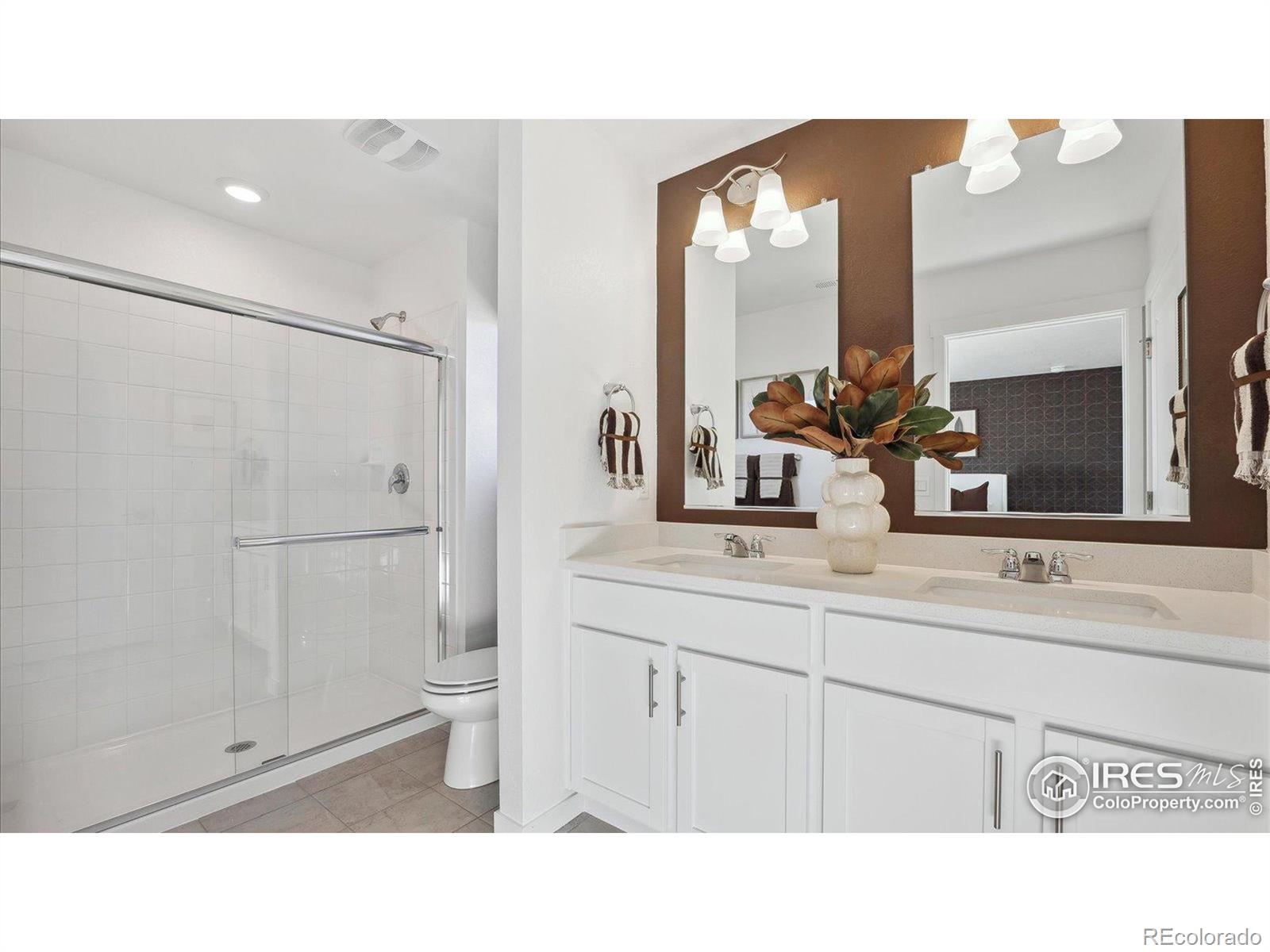 MLS Image #20 for 922  logan peak way,berthoud, Colorado