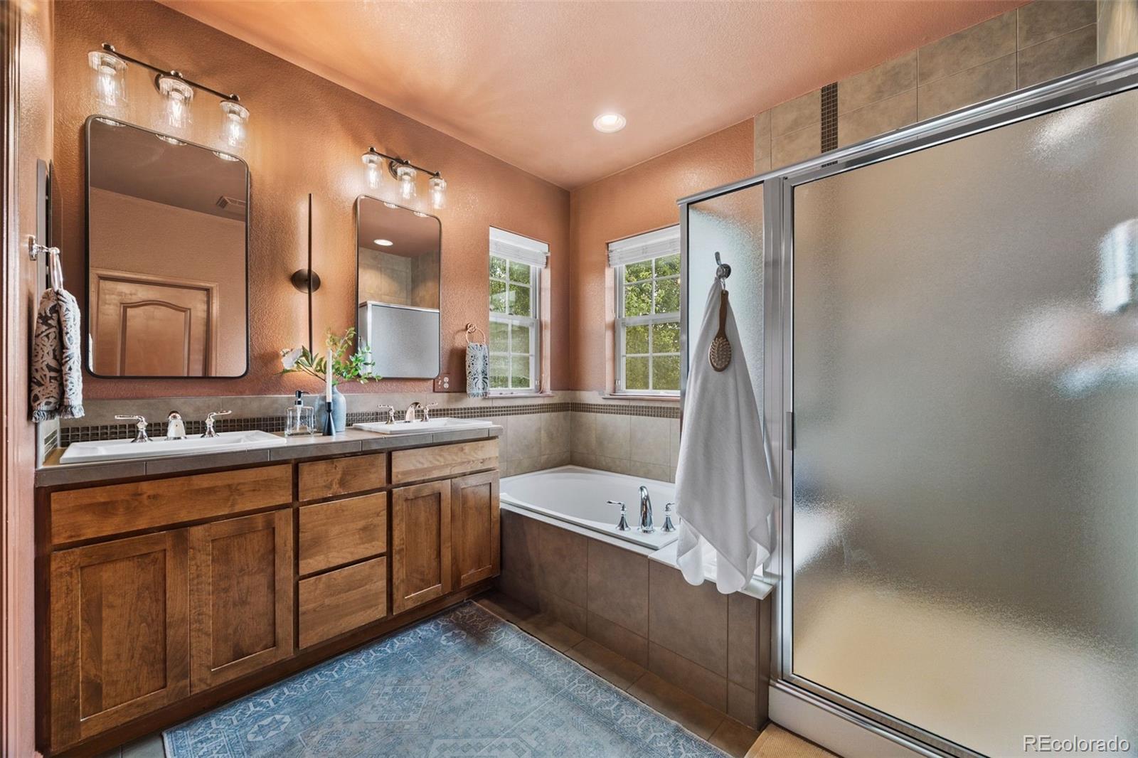 MLS Image #26 for 3416  akron street,denver, Colorado
